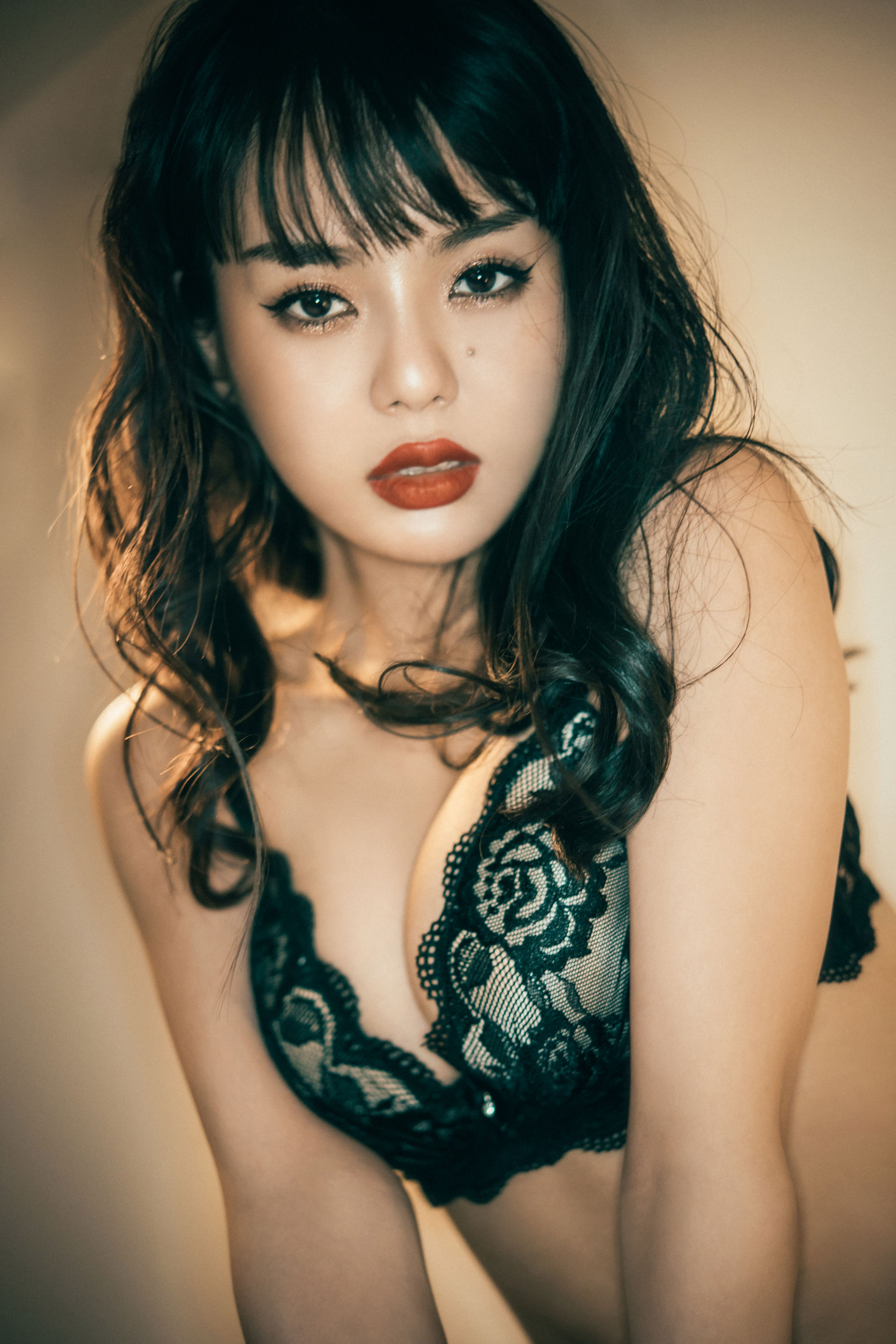 EIMI - Undergarments/(87P)