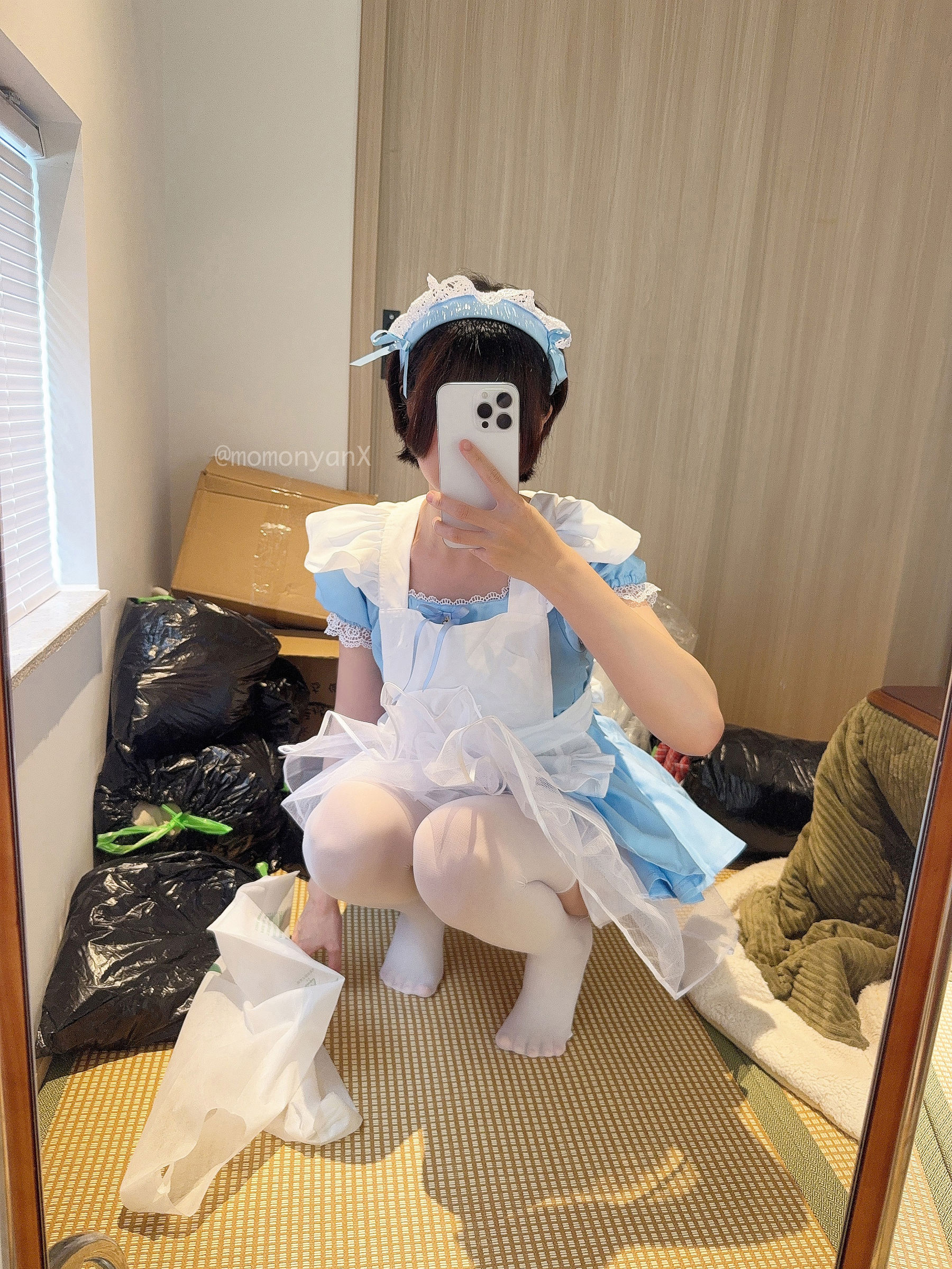 NAGISA魔物喵 [fantia] ゴミ屋敷掃除してるメイドさん/(65P)