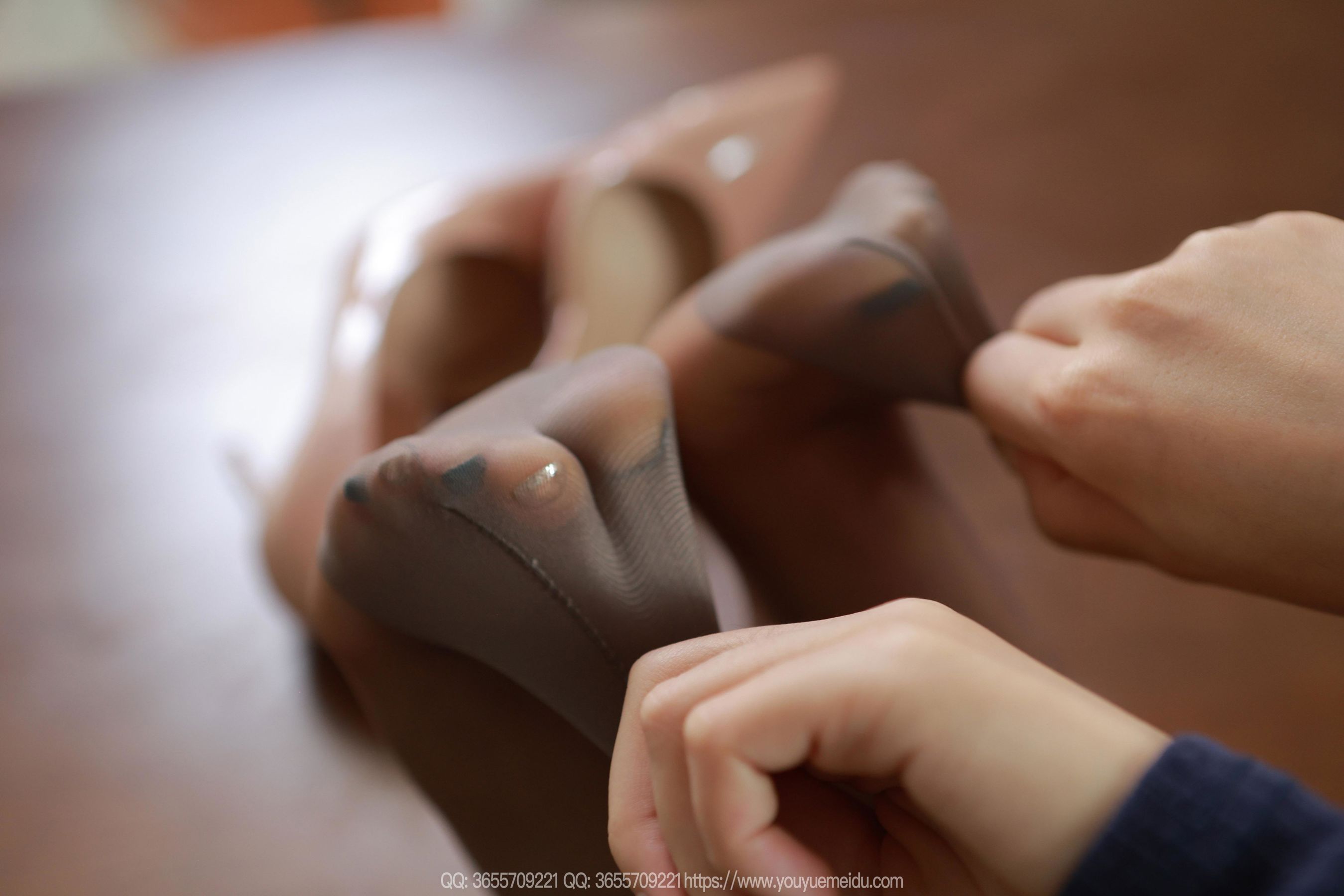 IESS异思趣向 - 模特： 兔兔 《老板在吗（上）》/(87P)