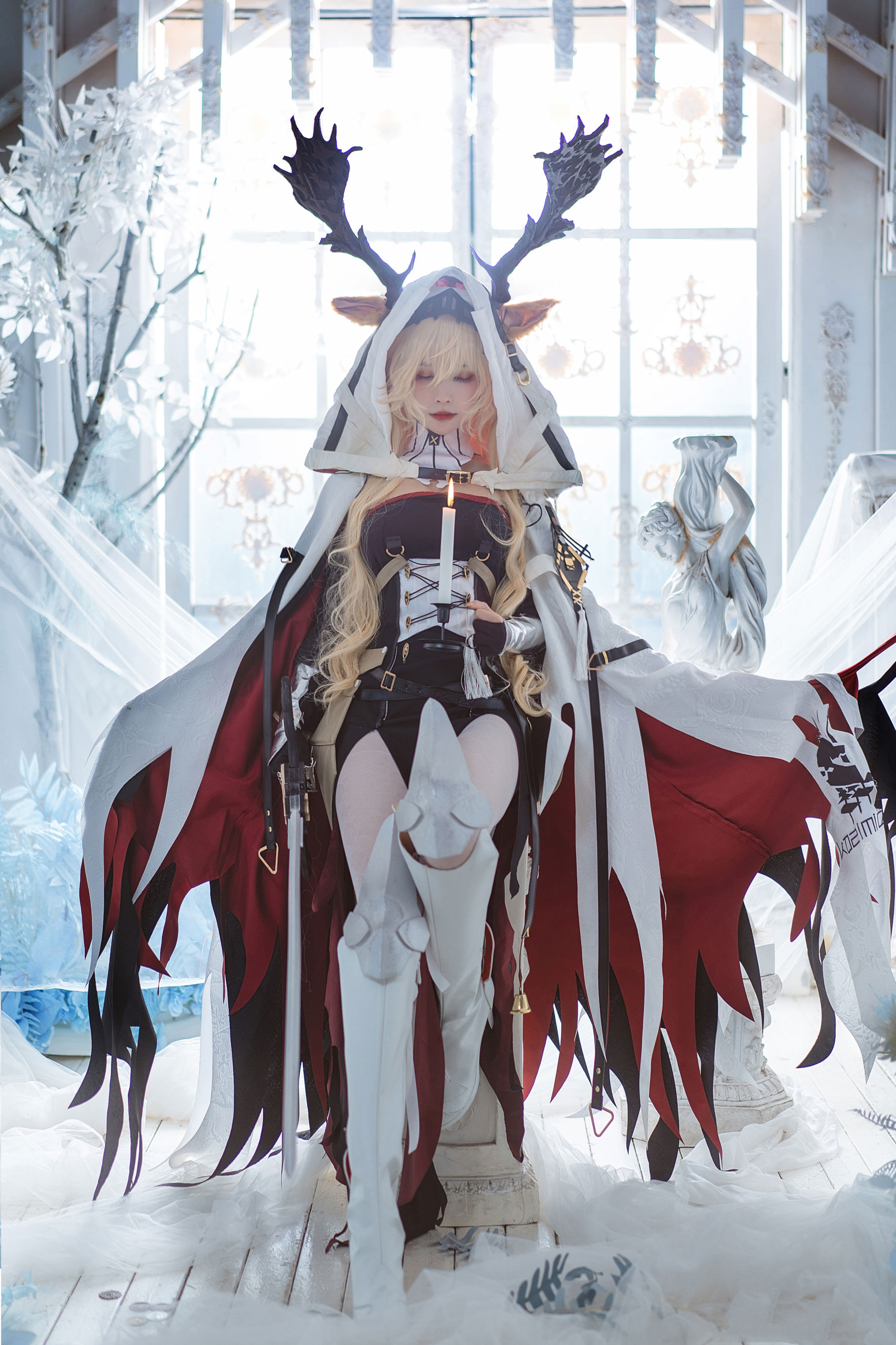 Cosplay美女 一千只猫薄禾 - 烛骑士 薇薇安娜/(12P)