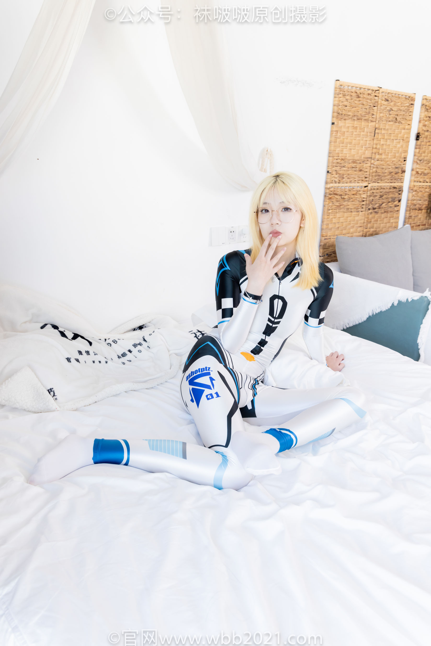 BoBoSocks袜啵啵 No.568 小甜豆 - 连体服、高跟鞋、厚白丝/(148P)