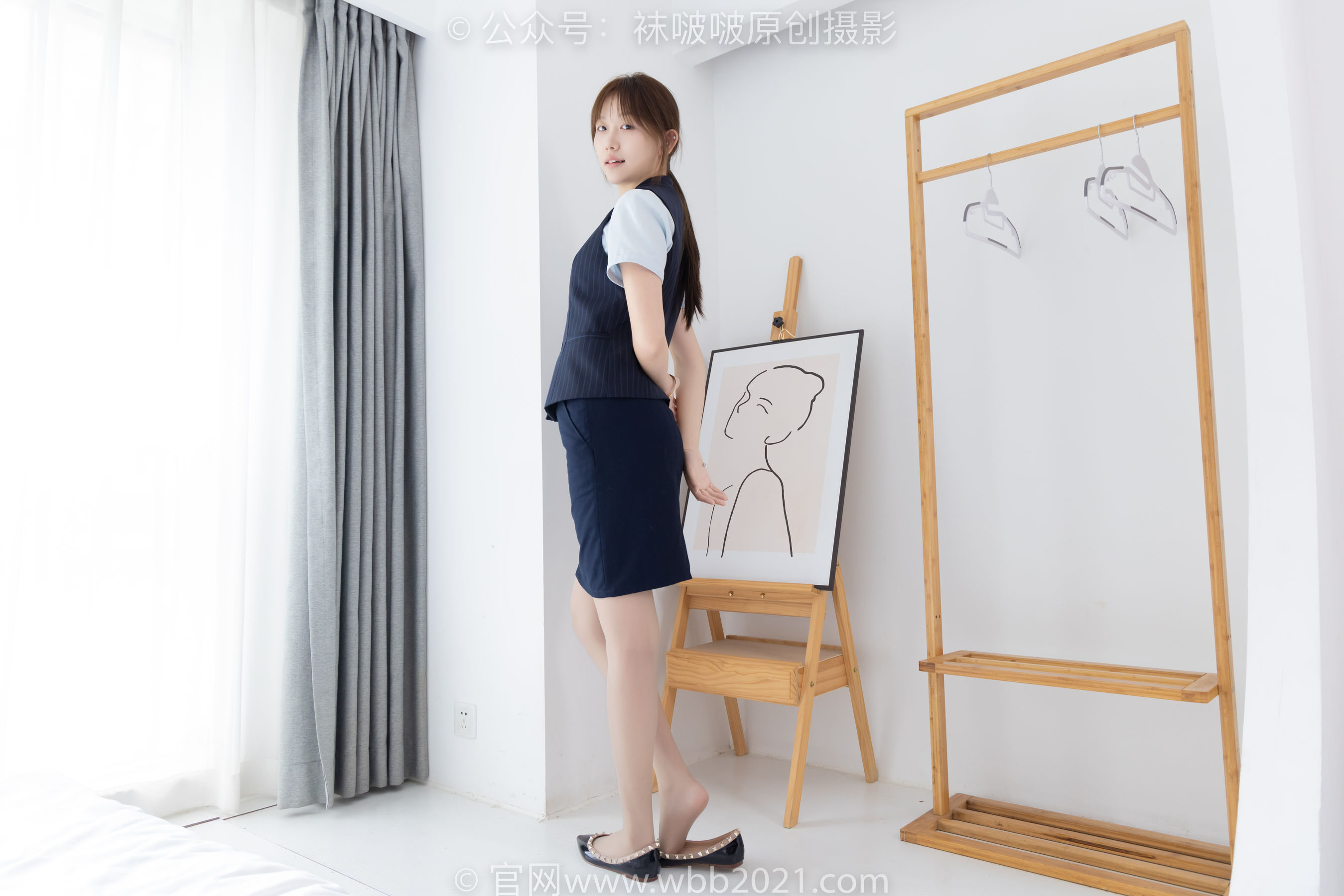 BoBoSocks袜啵啵 No.575 香菜 - 平底鞋、薄灰丝、银行制服/(176P)