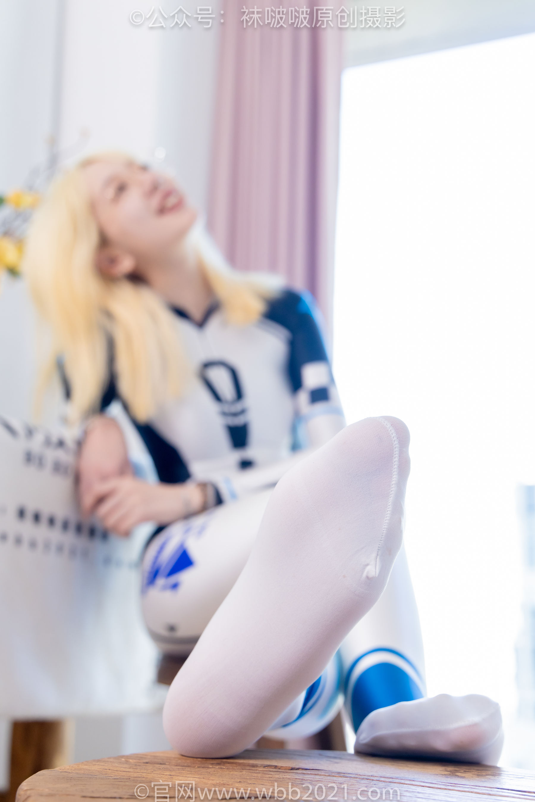 BoBoSocks袜啵啵 No.568 小甜豆 - 连体服、高跟鞋、厚白丝/(148P)