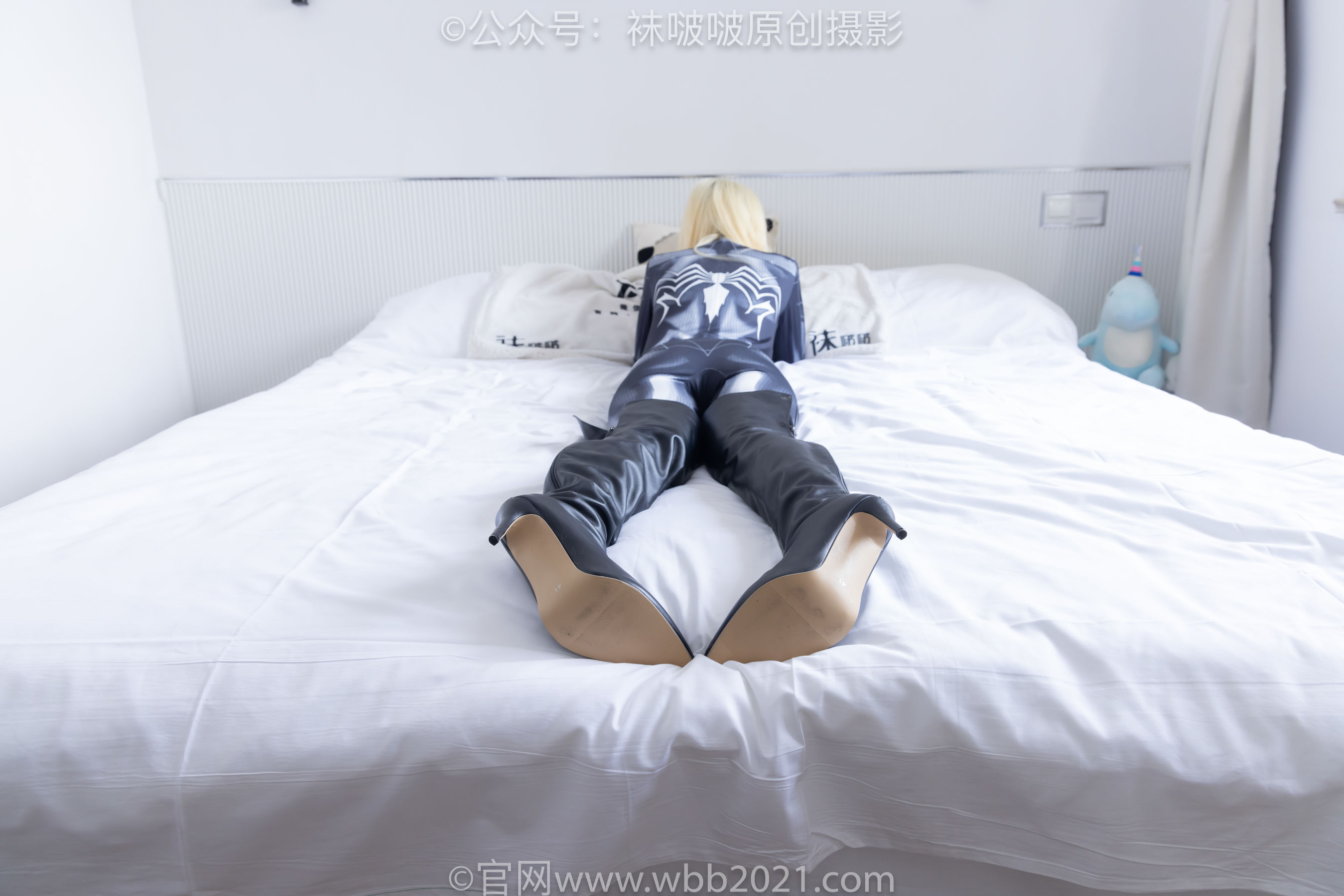 BoBoSocks袜啵啵 No.572 小甜豆 - 连体服、长靴、薄黑丝/(181P)