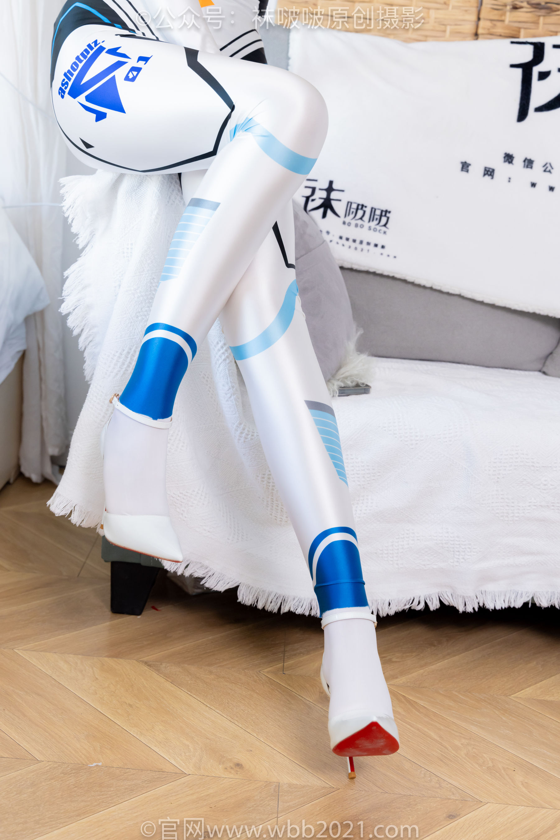 BoBoSocks袜啵啵 No.568 小甜豆 - 连体服、高跟鞋、厚白丝/(148P)