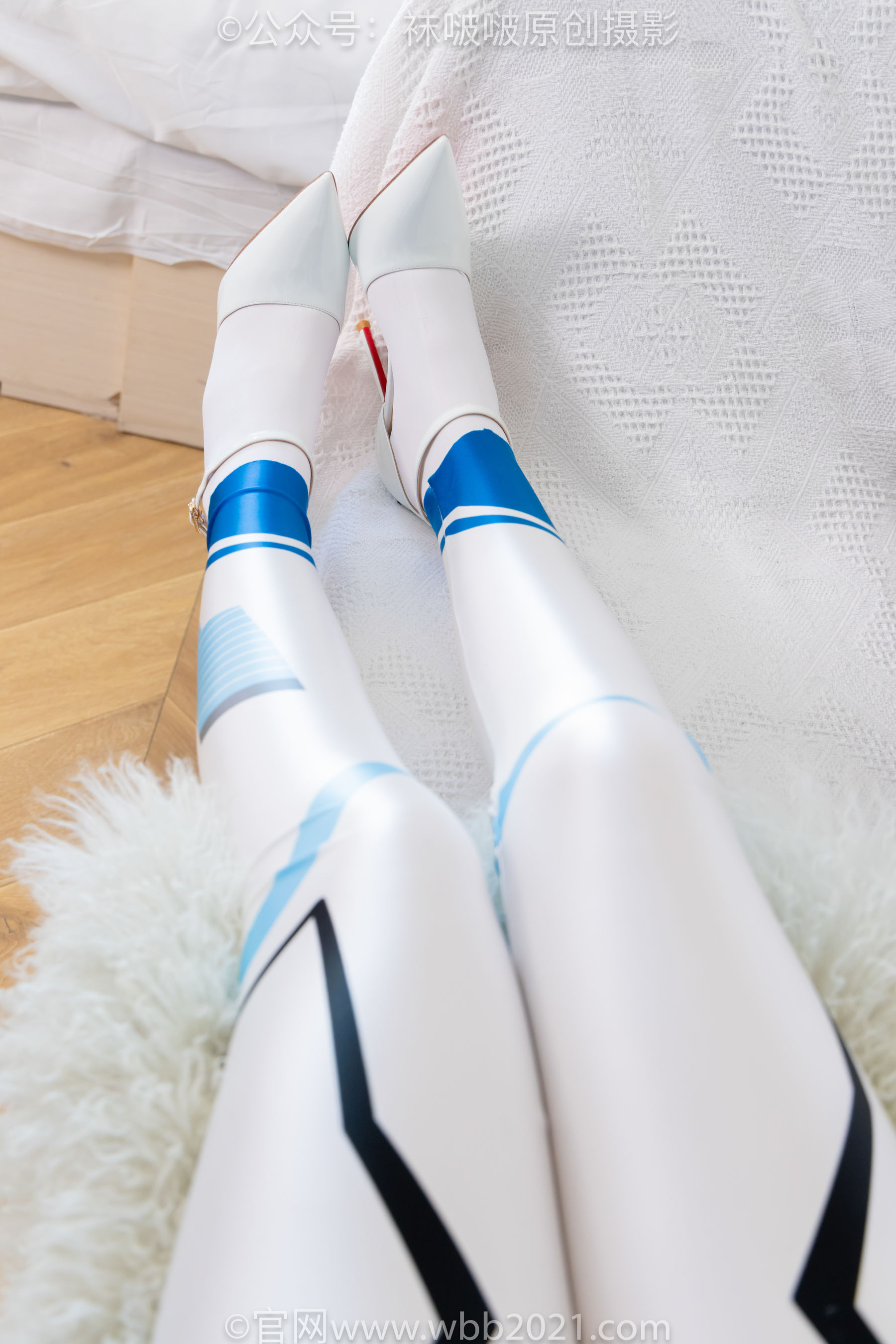 BoBoSocks袜啵啵 No.568 小甜豆 - 连体服、高跟鞋、厚白丝/(148P)