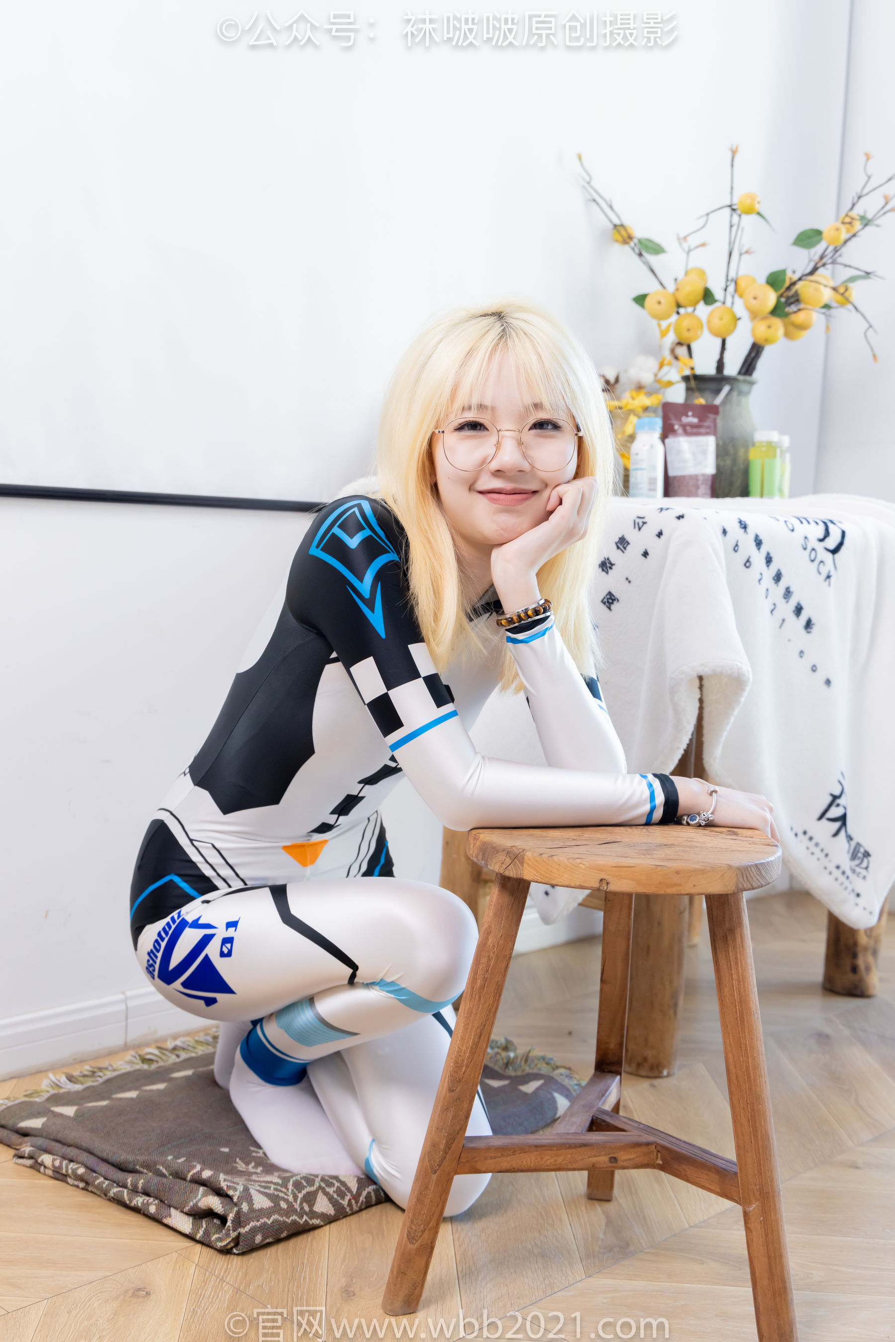 BoBoSocks袜啵啵 No.568 小甜豆 - 连体服、高跟鞋、厚白丝/(148P)