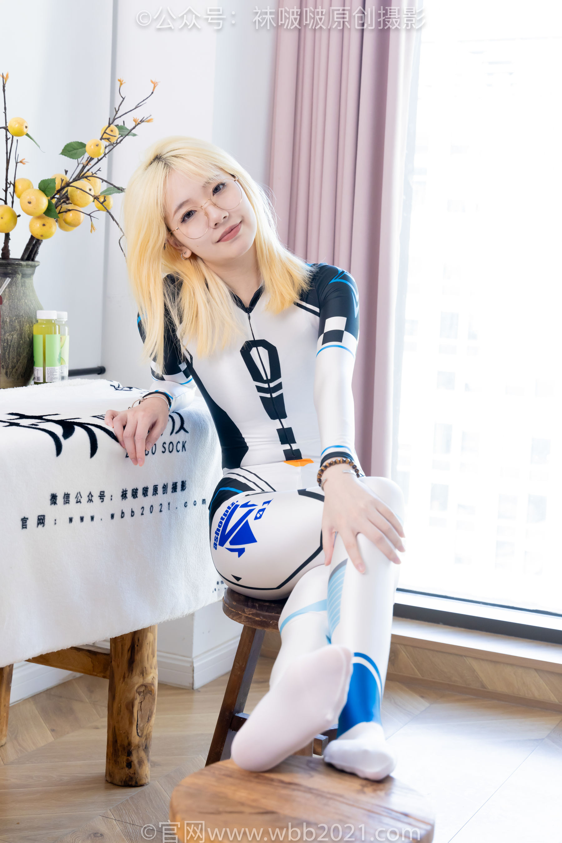 BoBoSocks袜啵啵 No.568 小甜豆 - 连体服、高跟鞋、厚白丝/(148P)