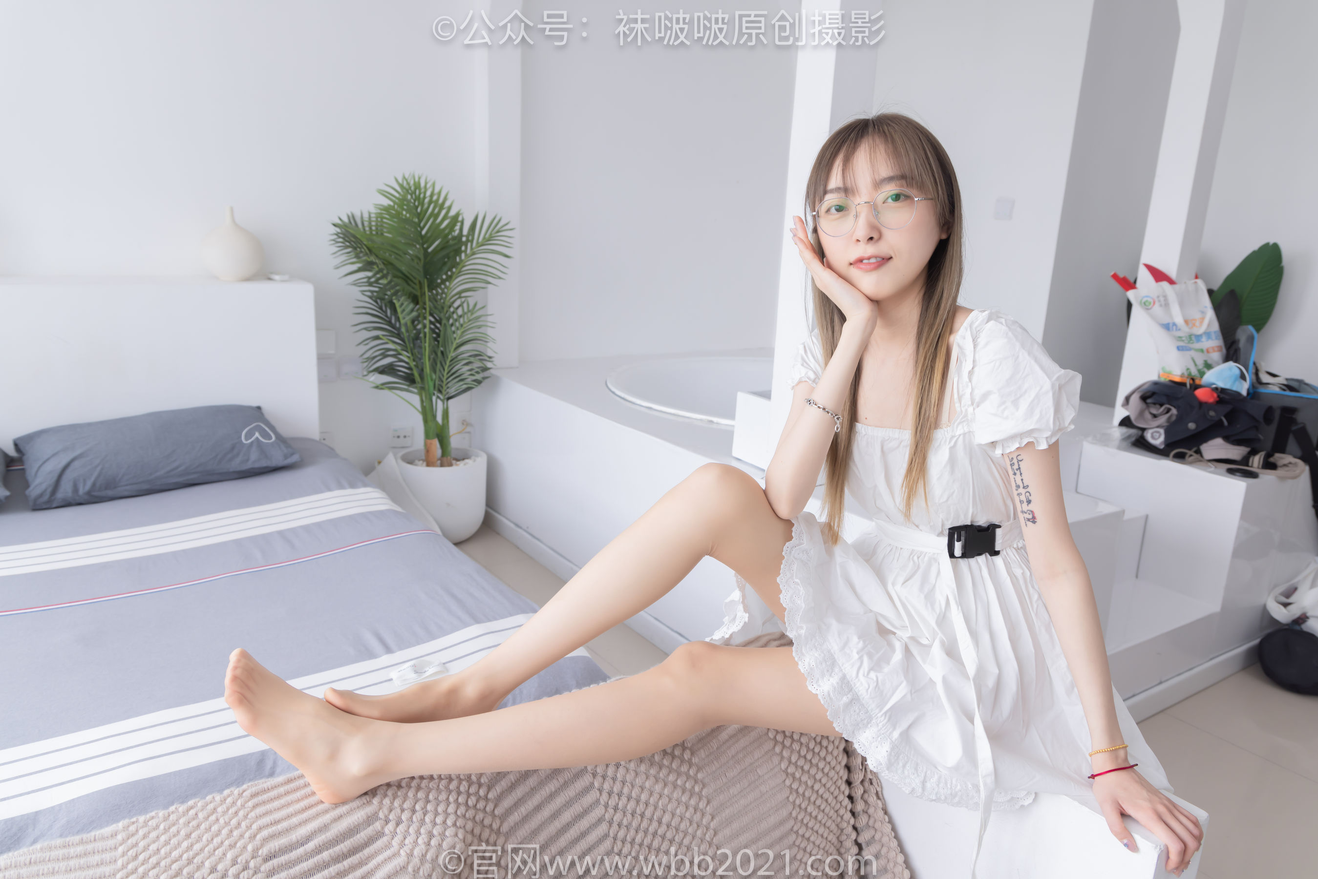 BoBoSocks袜啵啵 No.571 稚予 - 高跟鞋、薄肉丝、大腿薄白丝/(140P)