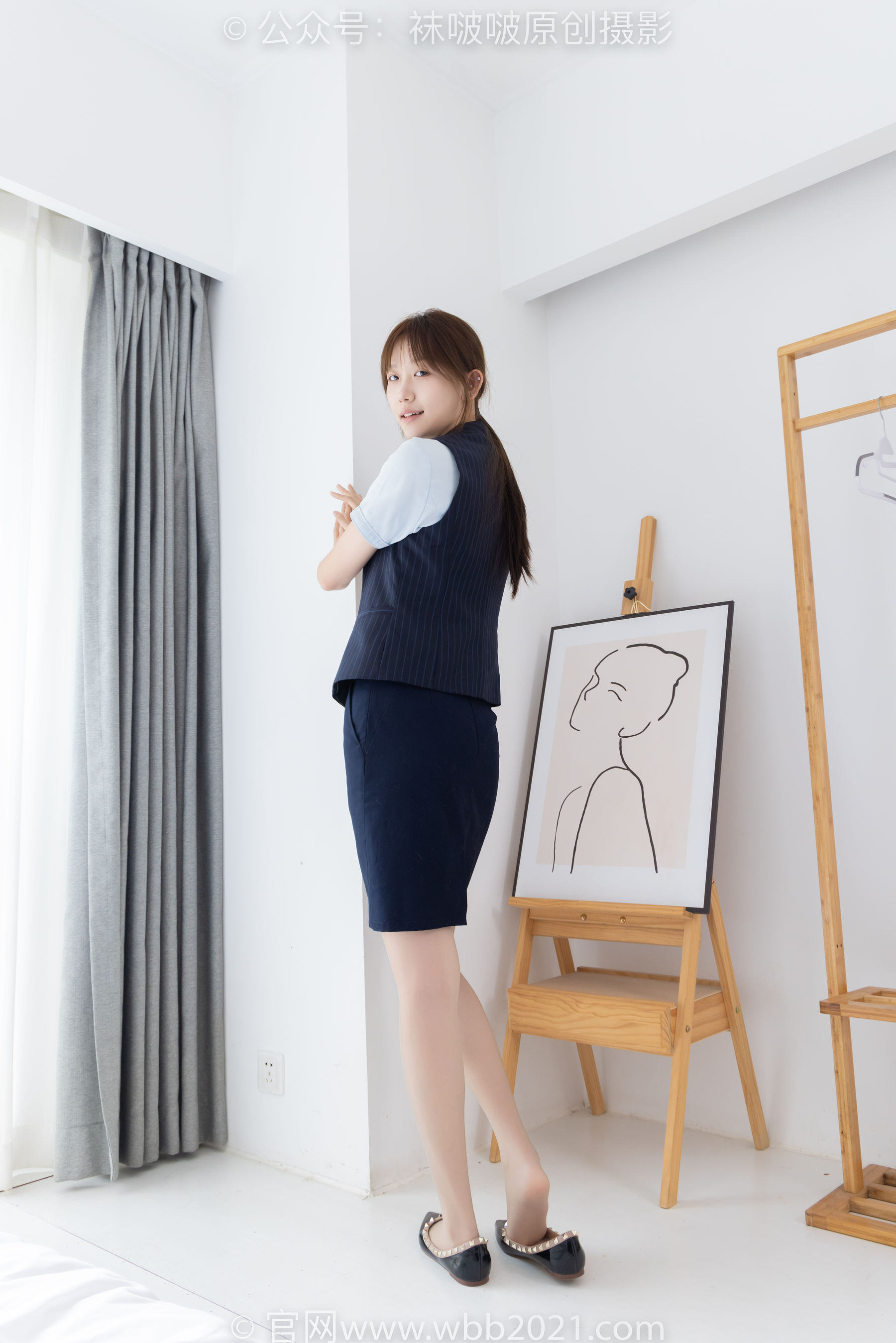 BoBoSocks袜啵啵 No.575 香菜 - 平底鞋、薄灰丝、银行制服/(176P)