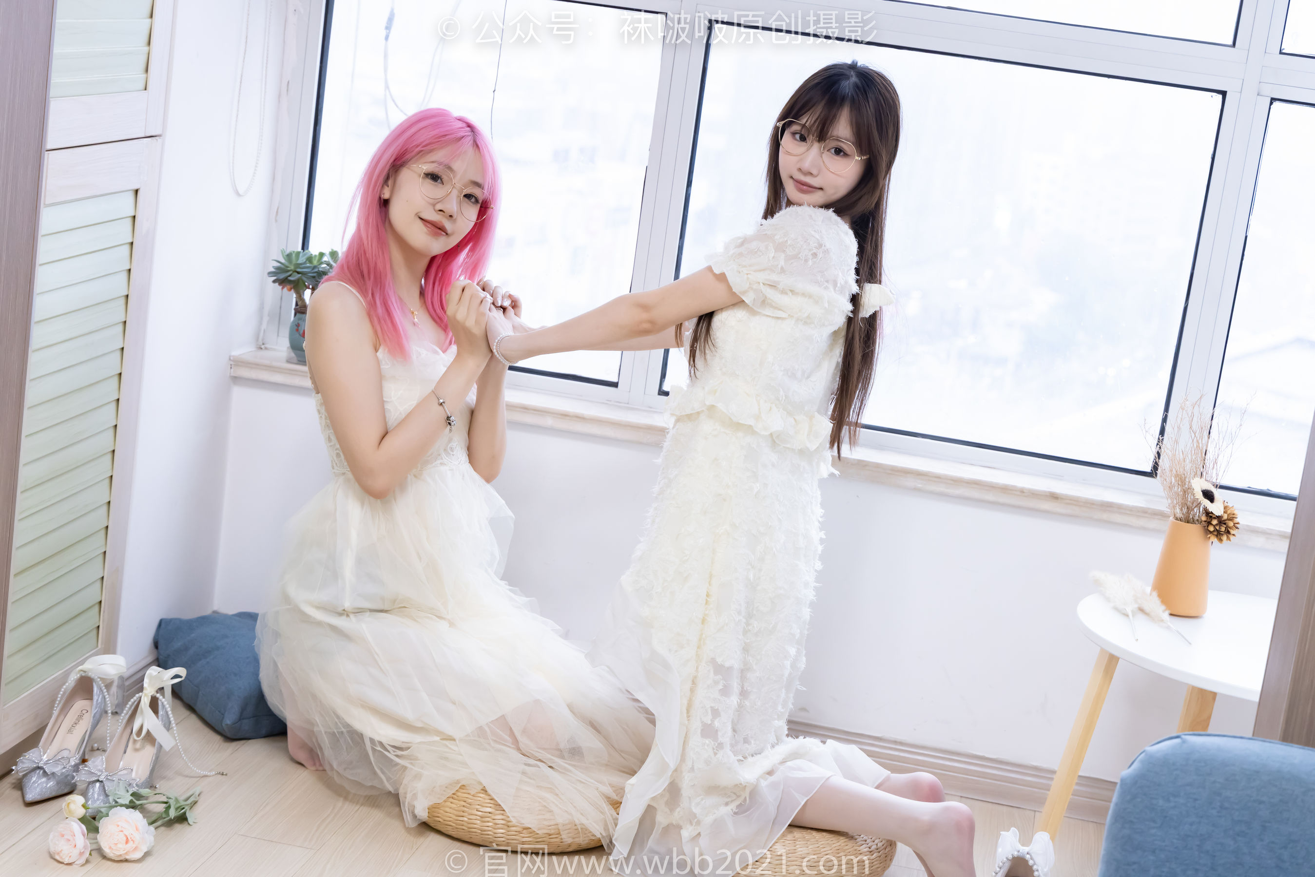 BoBoSocks袜啵啵 No.563 小甜豆&甜甜圈 - 高跟鞋、油亮白丝、裸足/(215P)