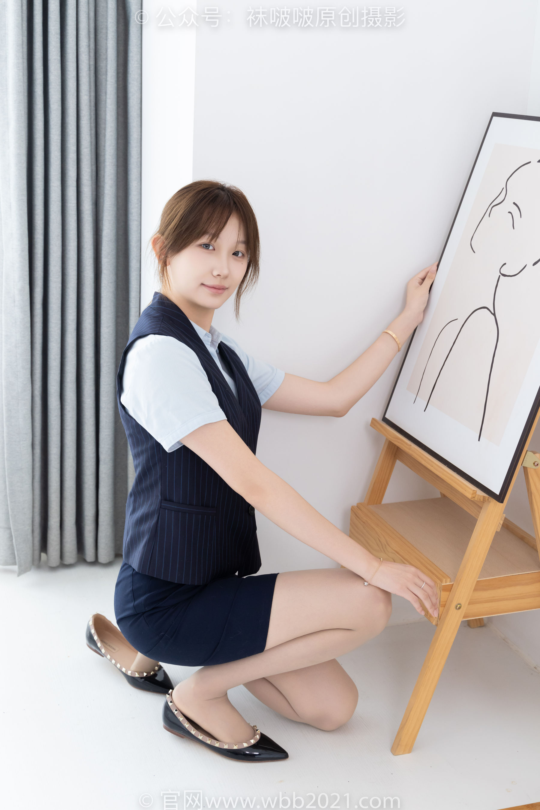 BoBoSocks袜啵啵 No.575 香菜 - 平底鞋、薄灰丝、银行制服/(176P)