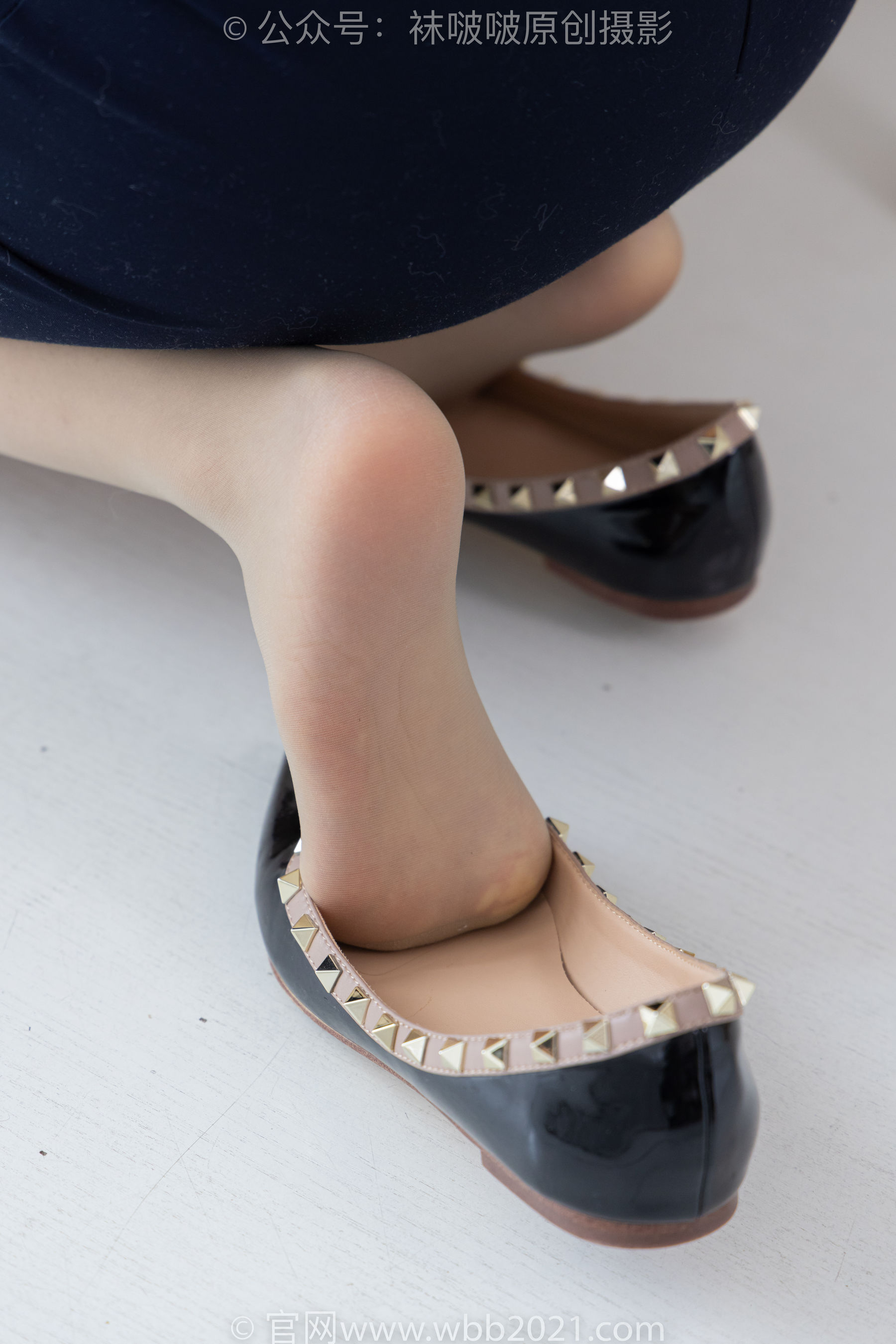 BoBoSocks袜啵啵 No.575 香菜 - 平底鞋、薄灰丝、银行制服/(176P)