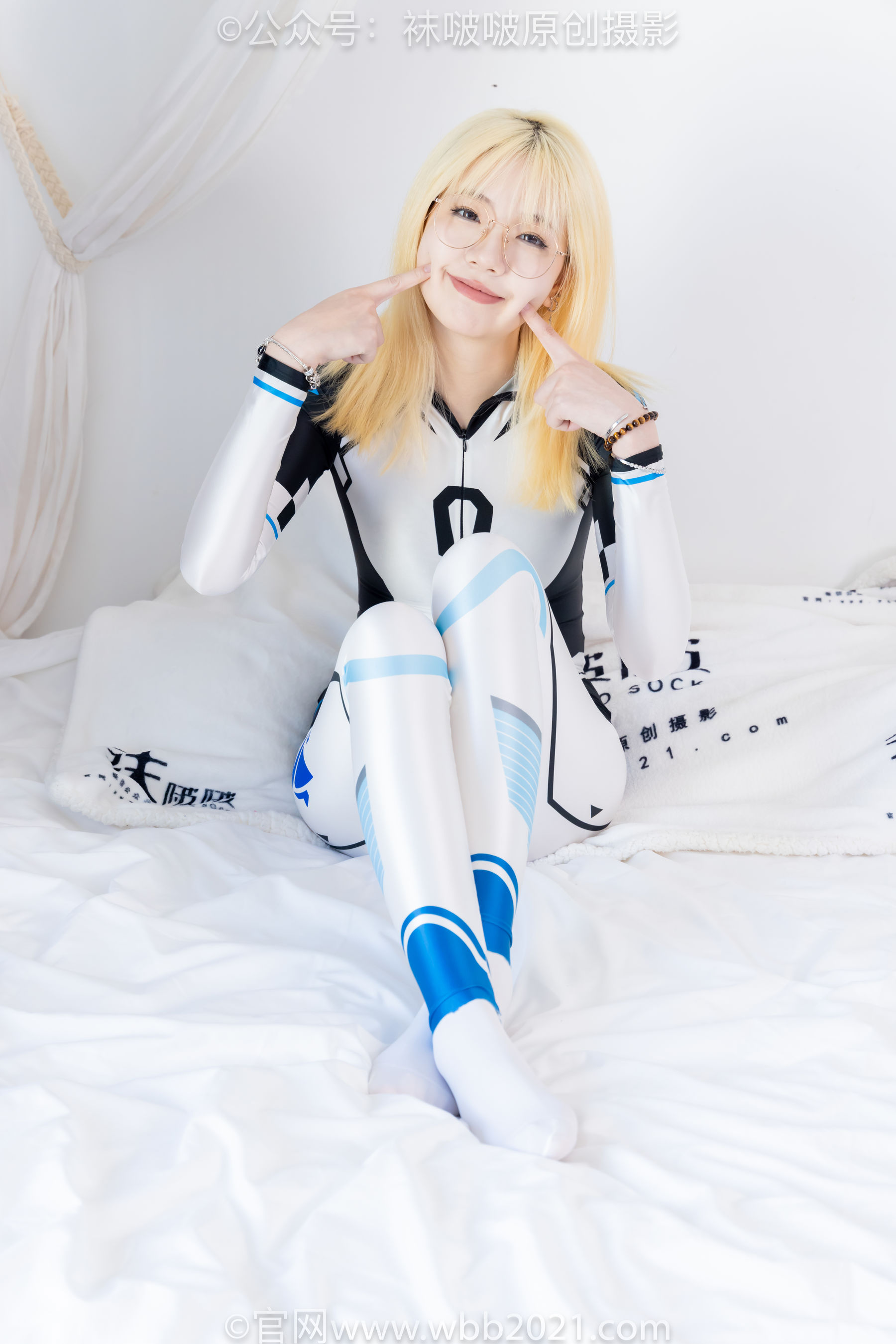 BoBoSocks袜啵啵 No.568 小甜豆 - 连体服、高跟鞋、厚白丝/(148P)