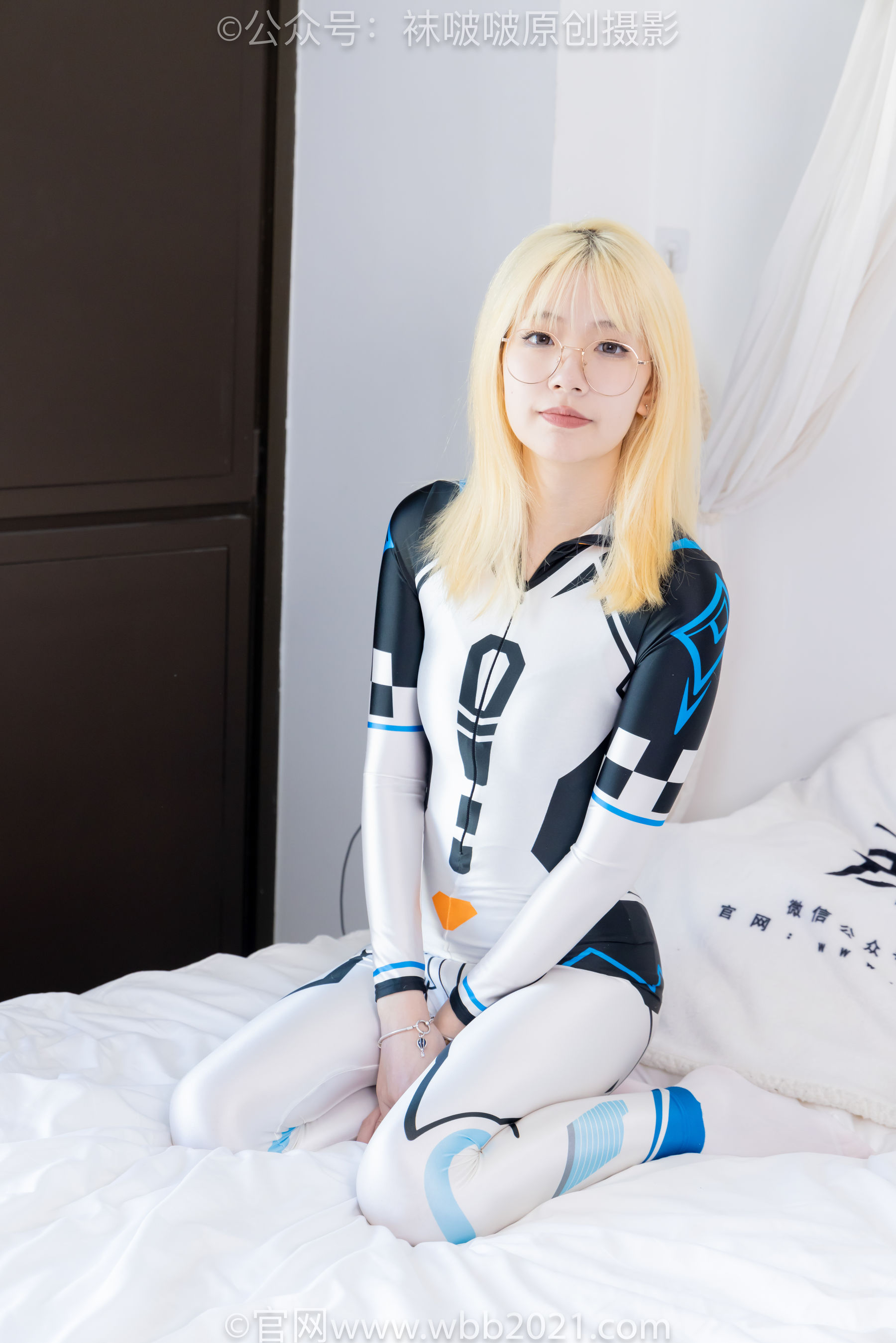 BoBoSocks袜啵啵 No.568 小甜豆 - 连体服、高跟鞋、厚白丝/(148P)