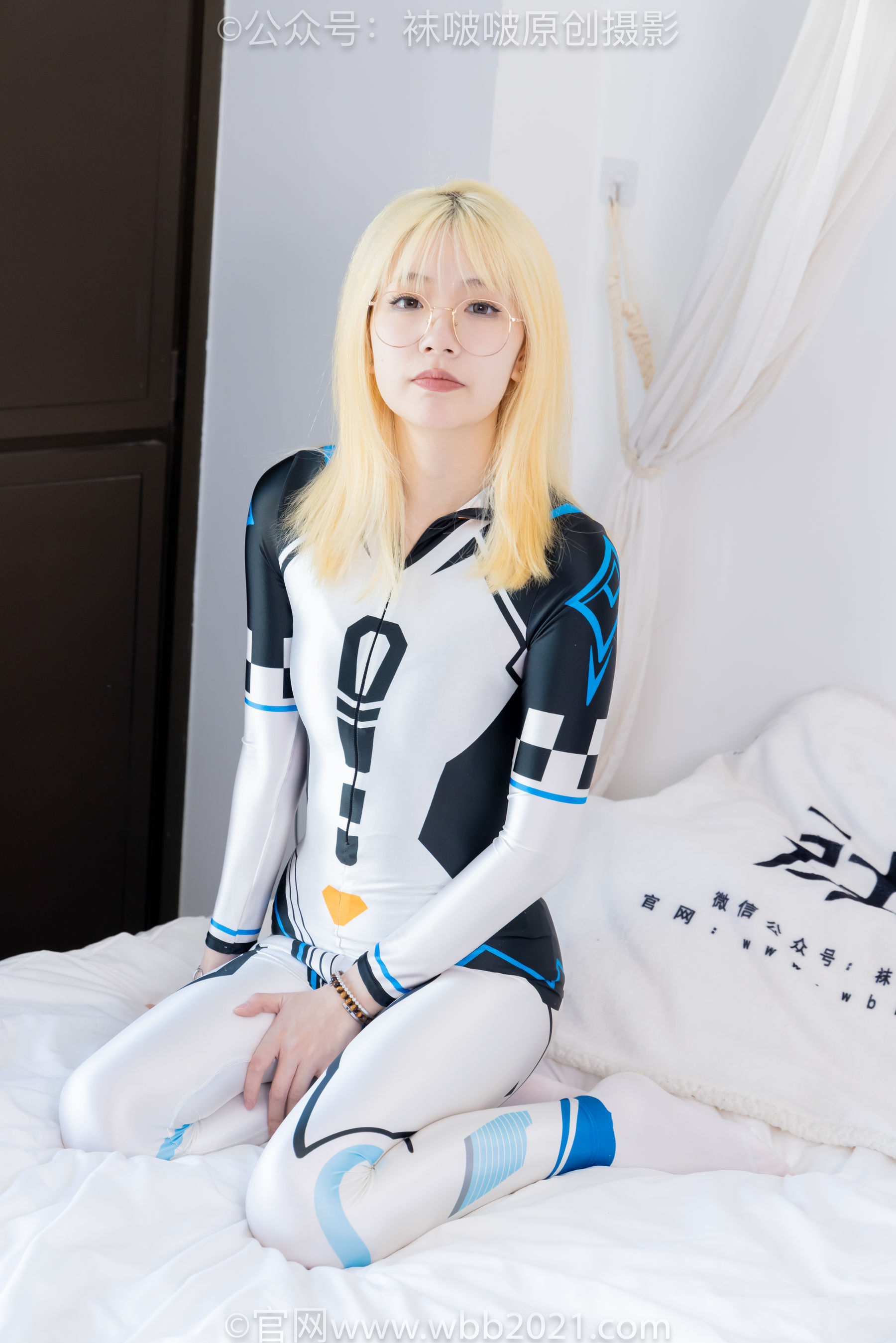 BoBoSocks袜啵啵 No.568 小甜豆 - 连体服、高跟鞋、厚白丝/(148P)