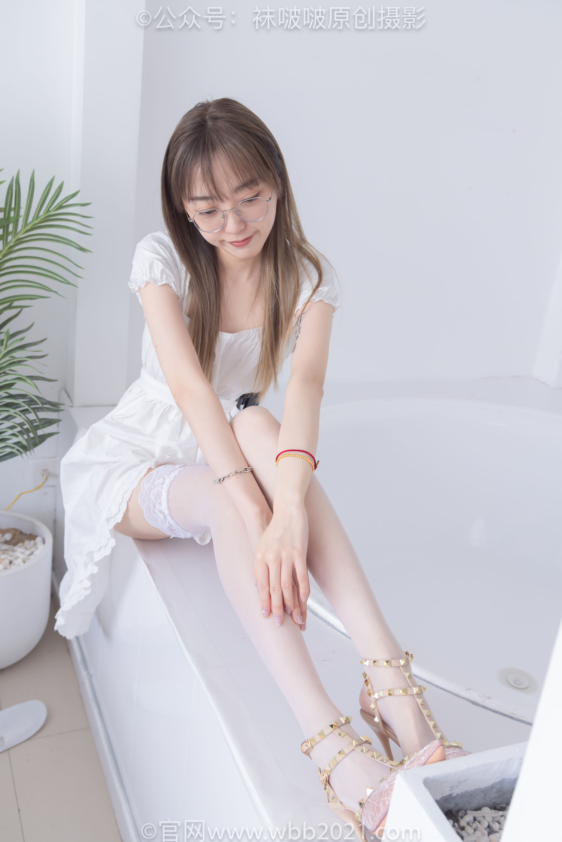 BoBoSocks袜啵啵 No.571 稚予 - 高跟鞋、薄肉丝、大腿薄白丝/(140P)