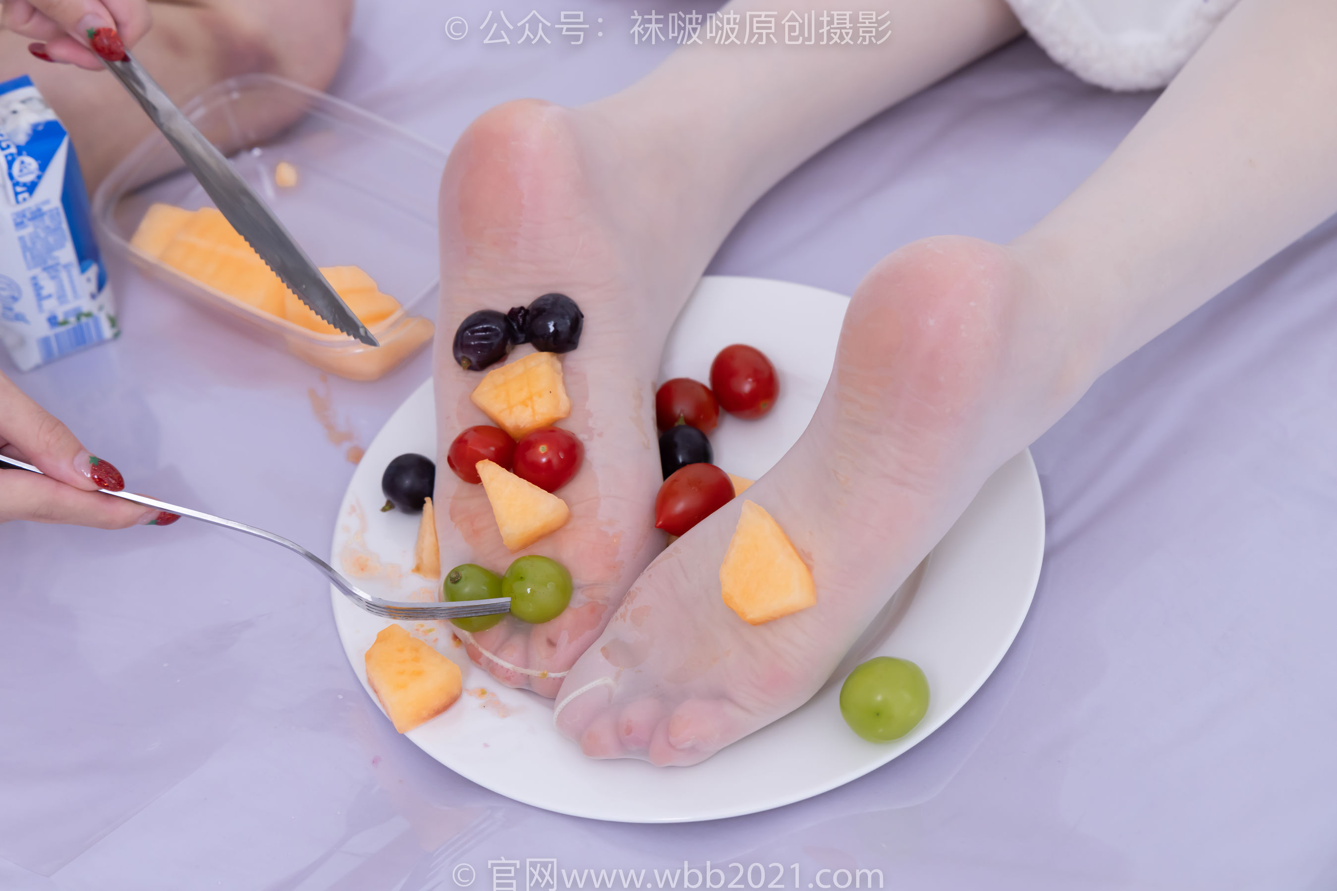 BoBoSocks袜啵啵 No.563 小甜豆&甜甜圈 - 高跟鞋、油亮白丝、裸足/(215P)