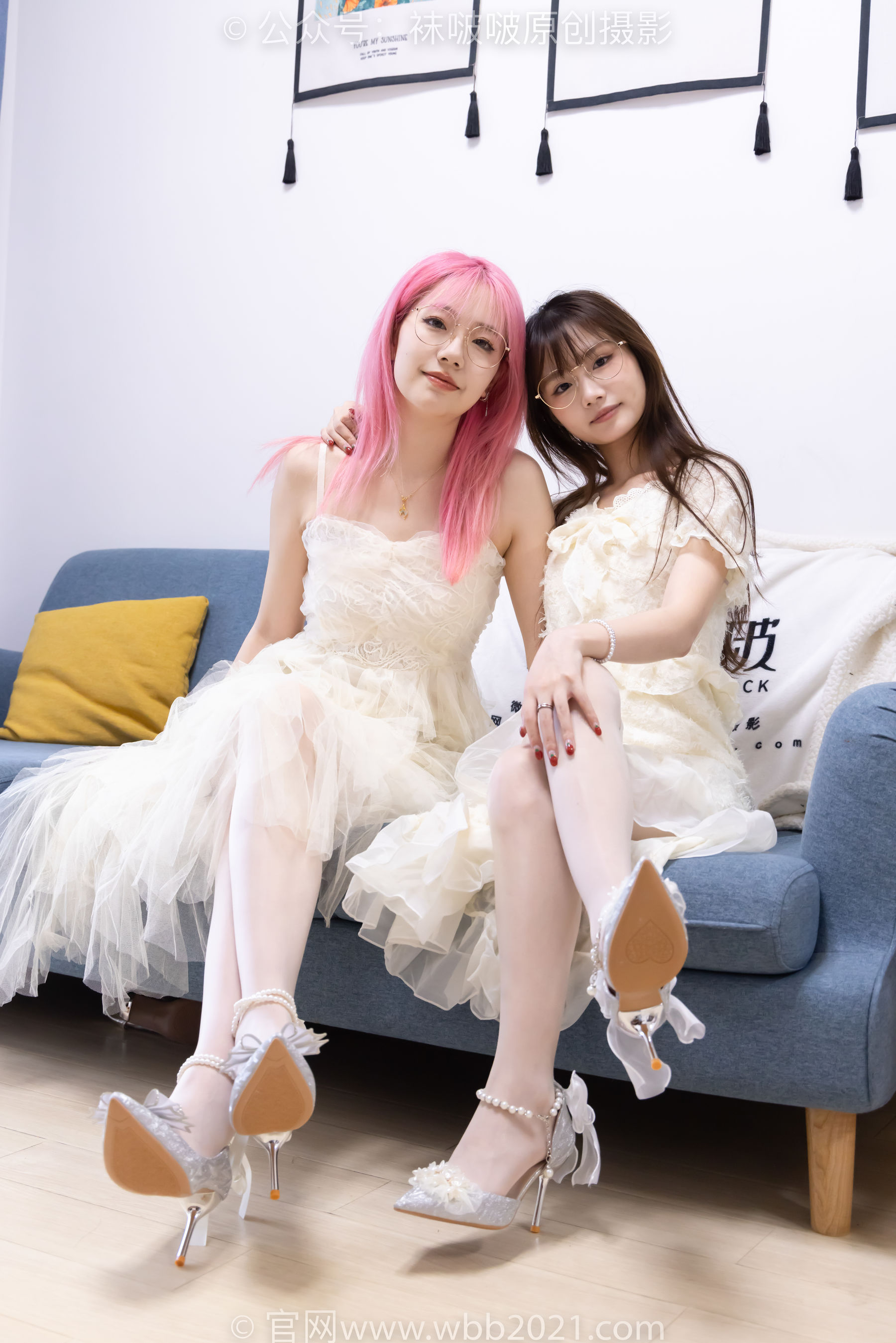 BoBoSocks袜啵啵 No.563 小甜豆&甜甜圈 - 高跟鞋、油亮白丝、裸足/(215P)