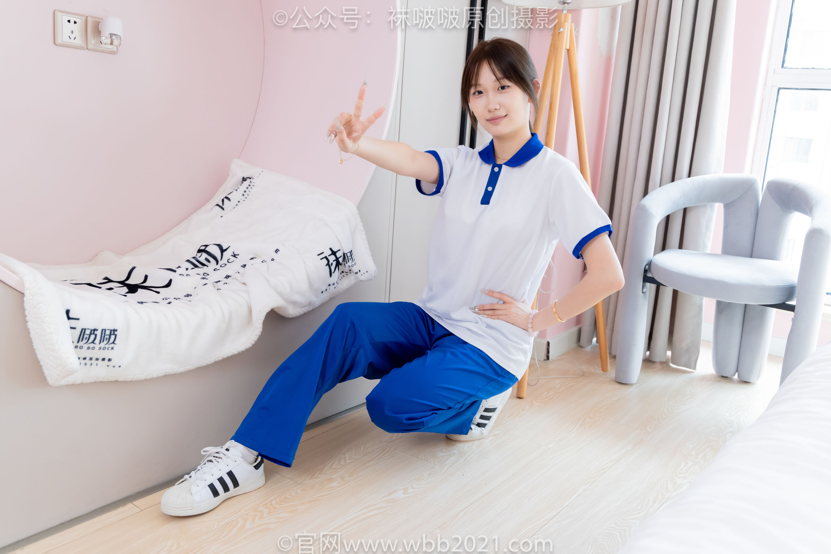 BoBoSocks袜啵啵 No.569 香菜 - 校服、板鞋、白棉袜、薄肉丝/(157P)