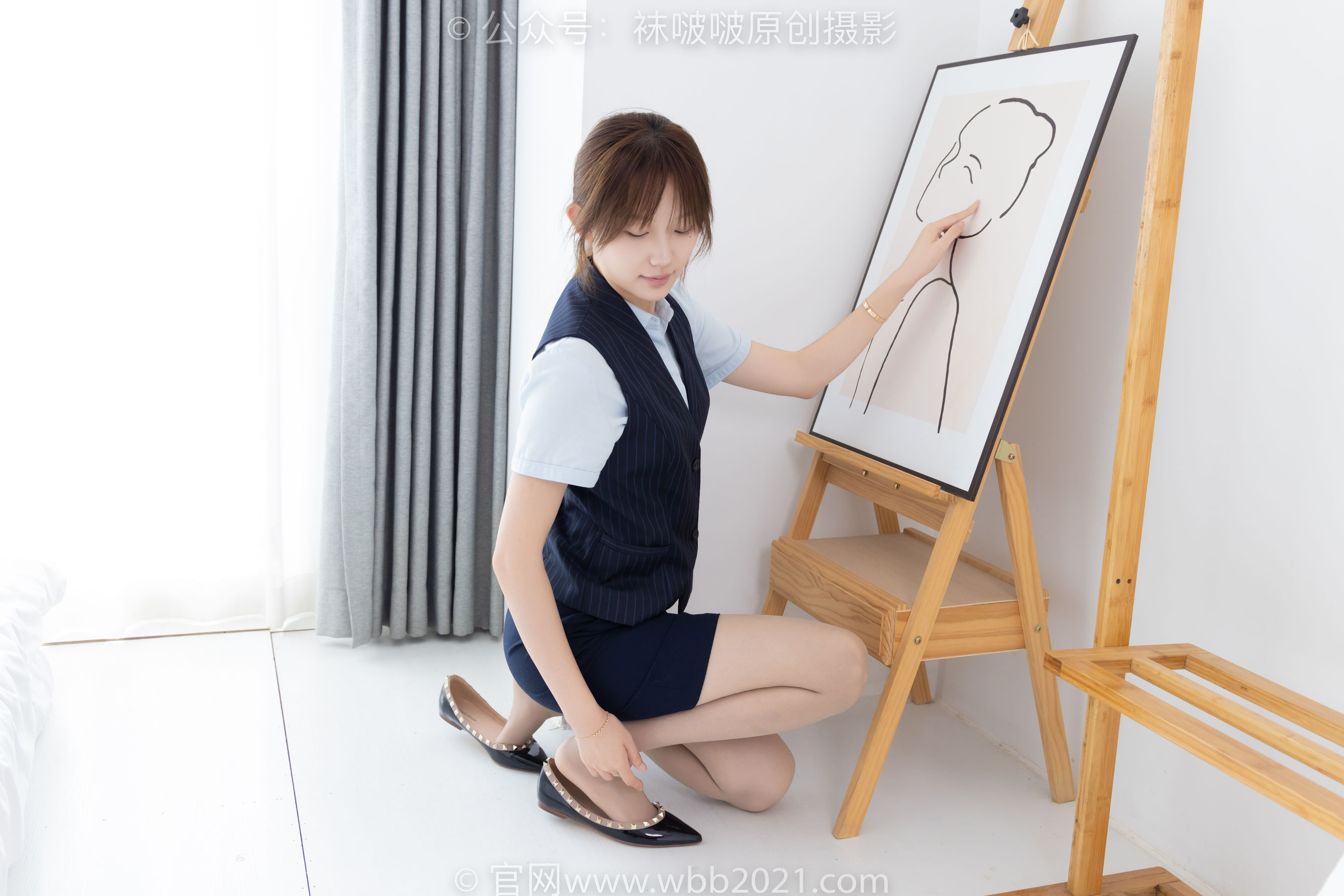 BoBoSocks袜啵啵 No.575 香菜 - 平底鞋、薄灰丝、银行制服/(176P)