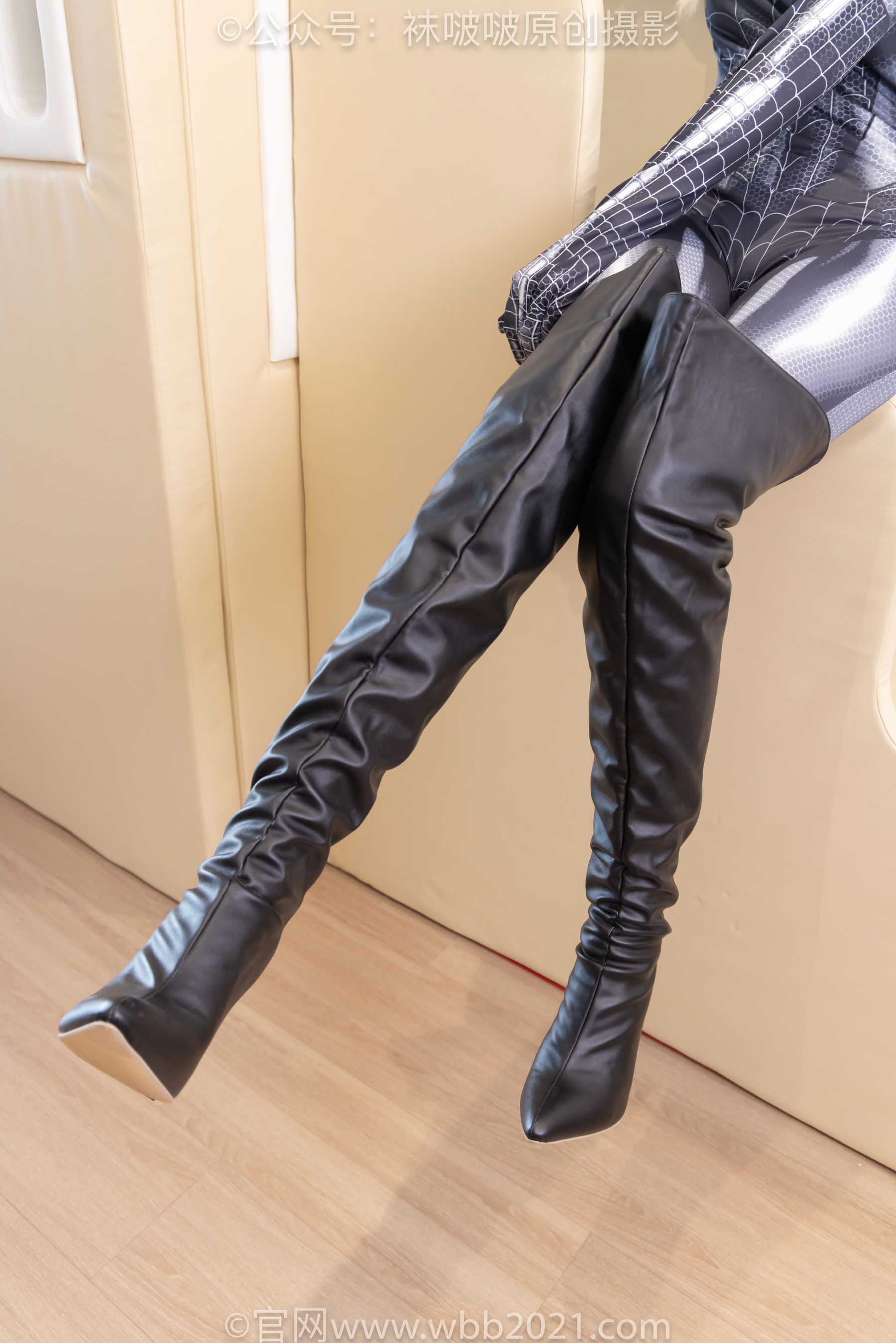 BoBoSocks袜啵啵 No.572 小甜豆 - 连体服、长靴、薄黑丝/(181P)