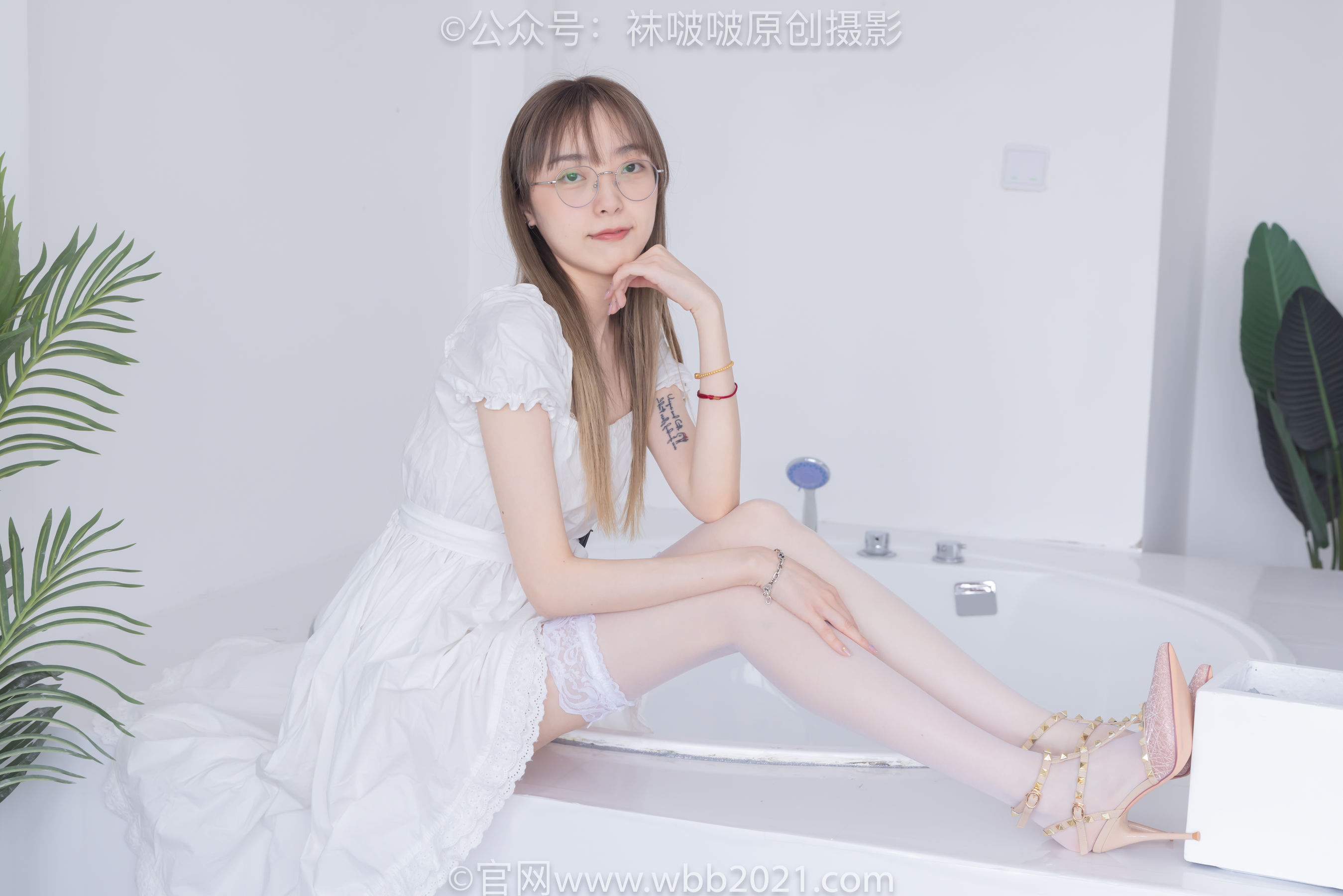 BoBoSocks袜啵啵 No.571 稚予 - 高跟鞋、薄肉丝、大腿薄白丝/(140P)