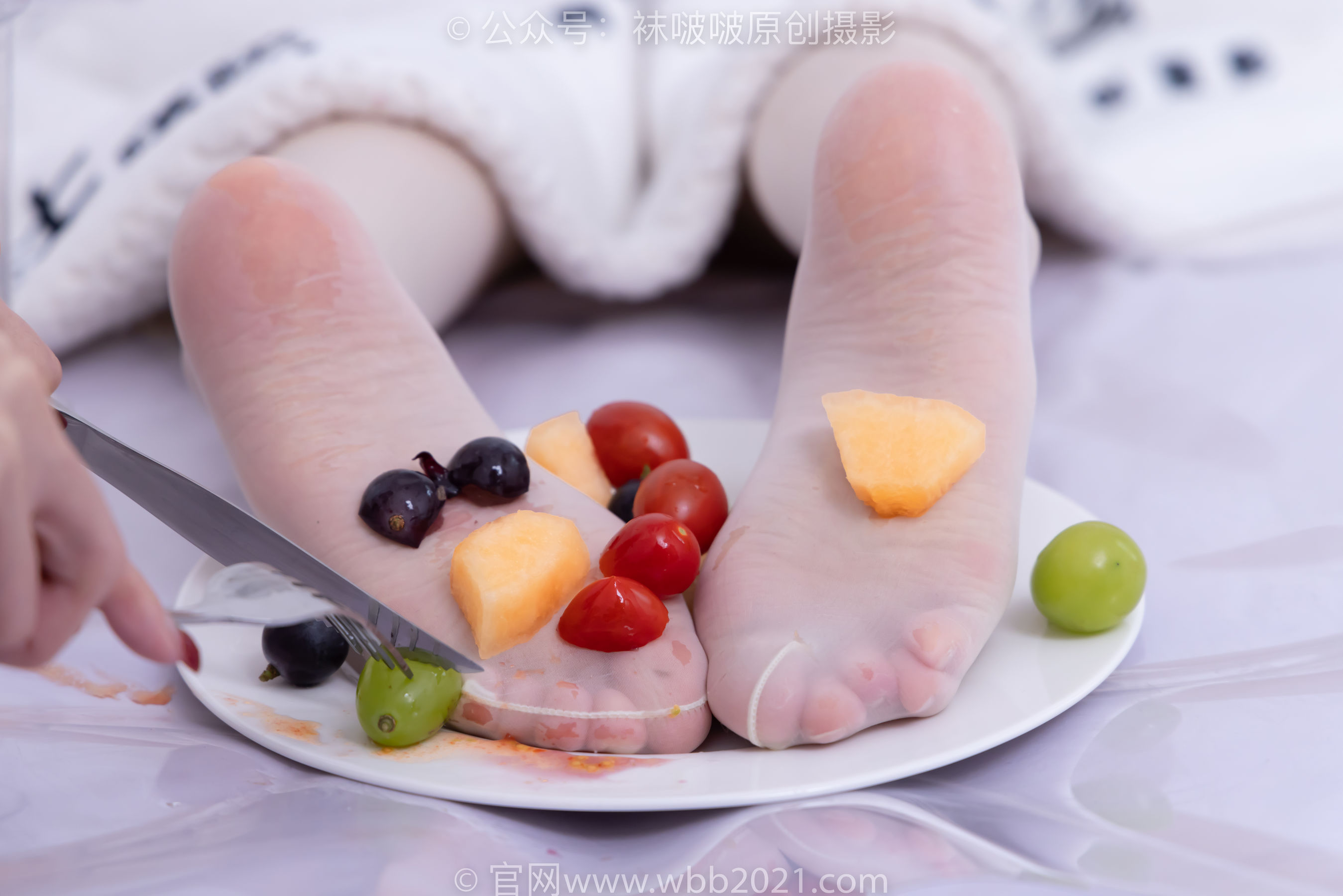 BoBoSocks袜啵啵 No.563 小甜豆&甜甜圈 - 高跟鞋、油亮白丝、裸足/(215P)