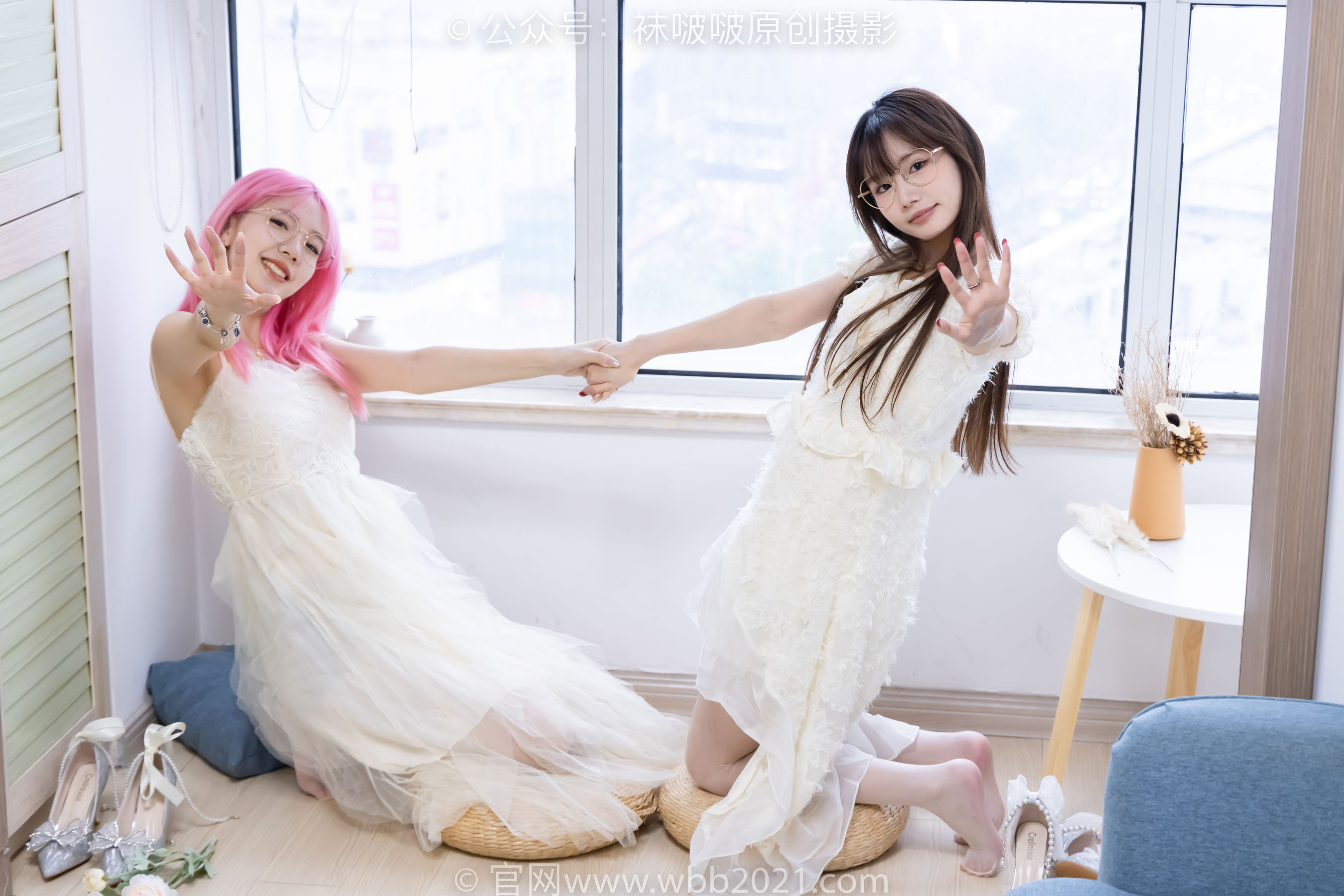 BoBoSocks袜啵啵 No.563 小甜豆&甜甜圈 - 高跟鞋、油亮白丝、裸足/(215P)