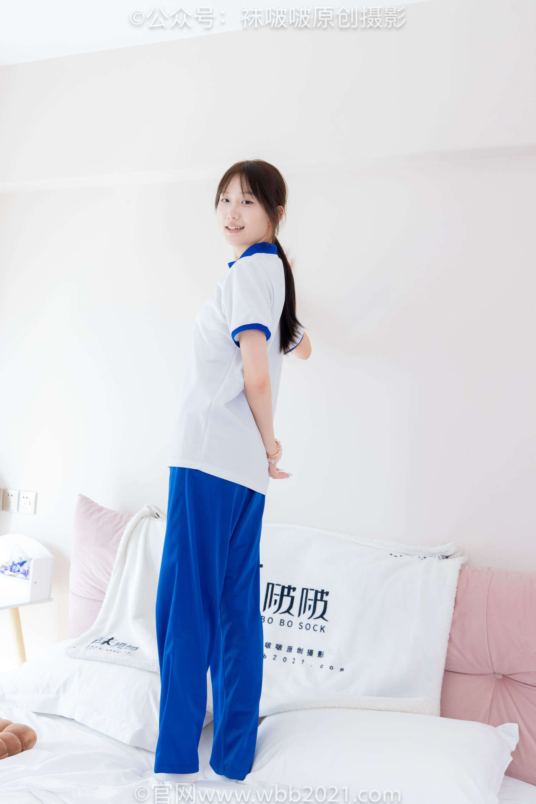 BoBoSocks袜啵啵 No.569 香菜 - 校服、板鞋、白棉袜、薄肉丝/(157P)