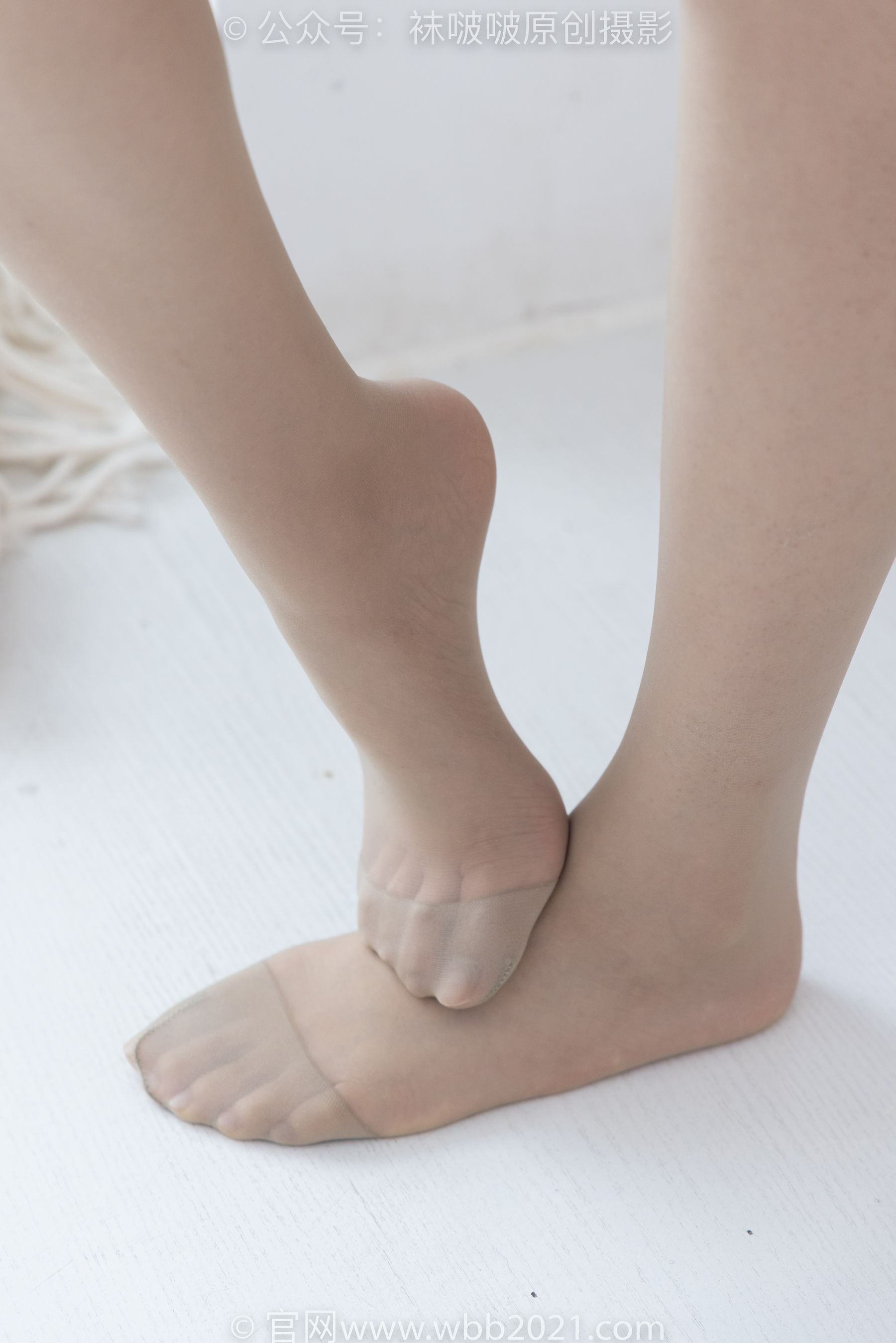 BoBoSocks袜啵啵 No.575 香菜 - 平底鞋、薄灰丝、银行制服/(176P)