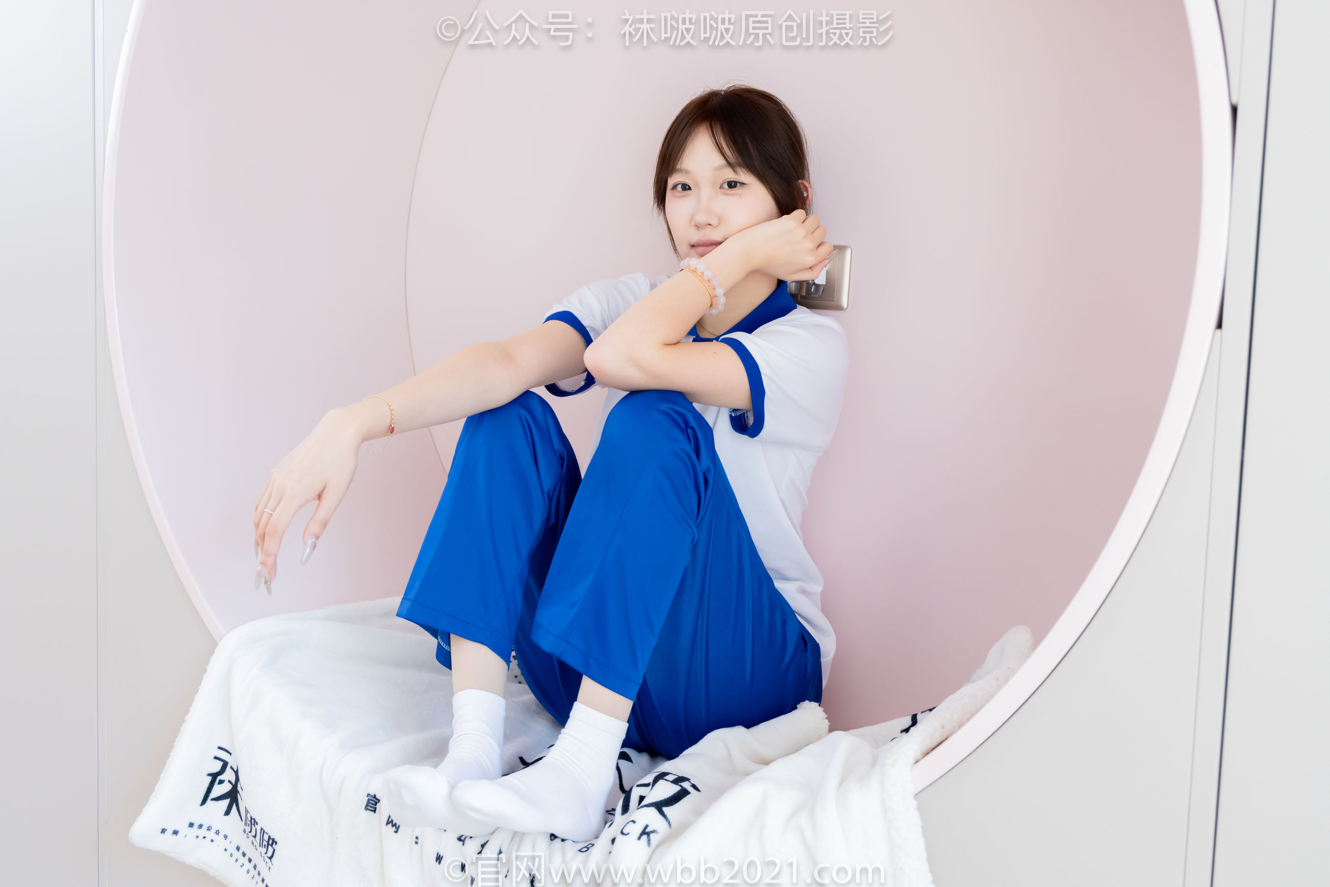 BoBoSocks袜啵啵 No.569 香菜 - 校服、板鞋、白棉袜、薄肉丝/(157P)