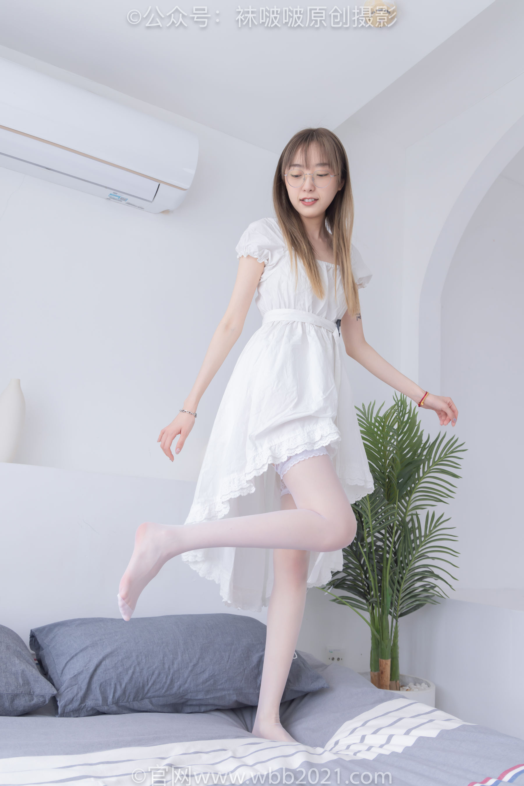 BoBoSocks袜啵啵 No.571 稚予 - 高跟鞋、薄肉丝、大腿薄白丝/(140P)