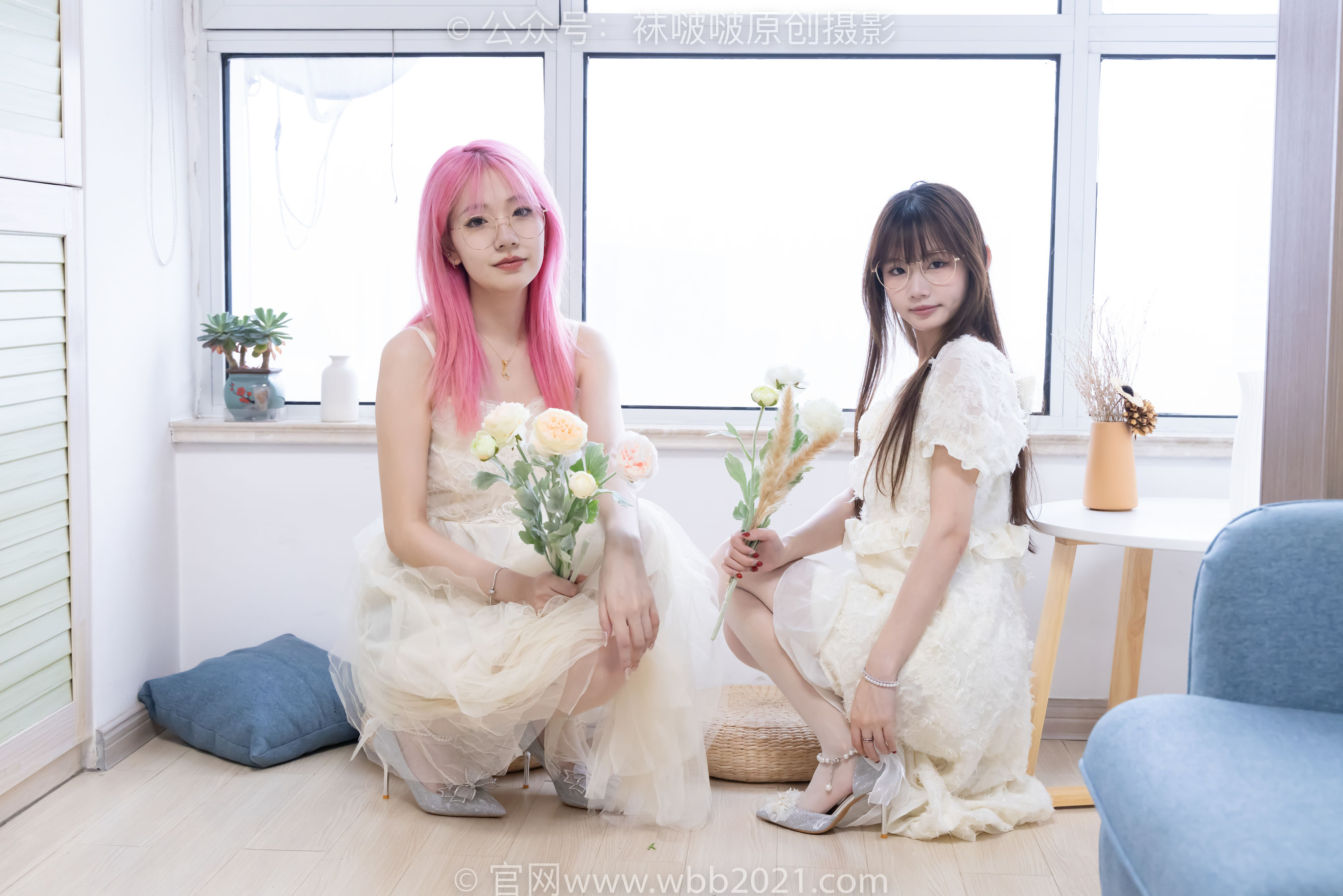 BoBoSocks袜啵啵 No.563 小甜豆&甜甜圈 - 高跟鞋、油亮白丝、裸足/(215P)