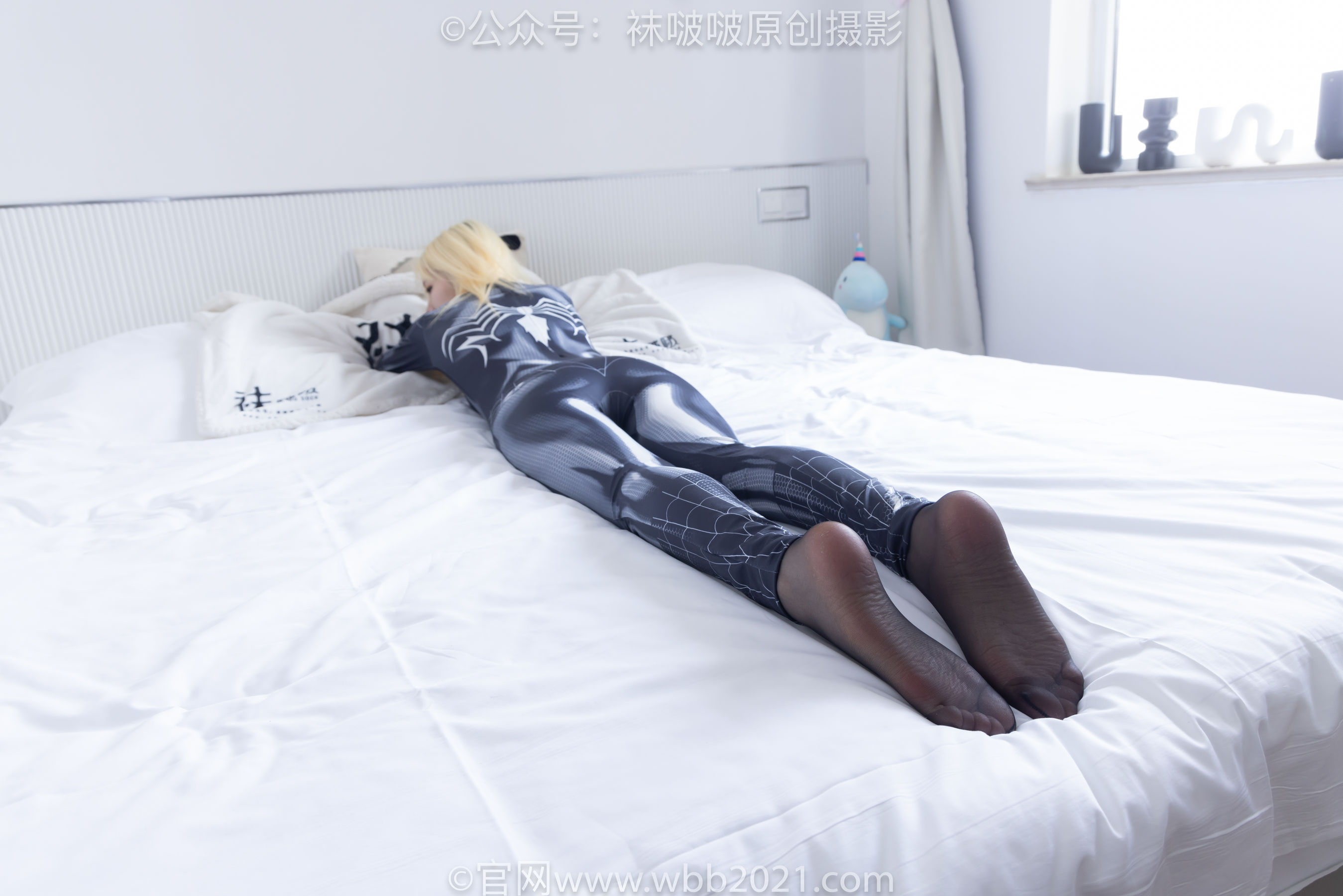 BoBoSocks袜啵啵 No.572 小甜豆 - 连体服、长靴、薄黑丝/(181P)