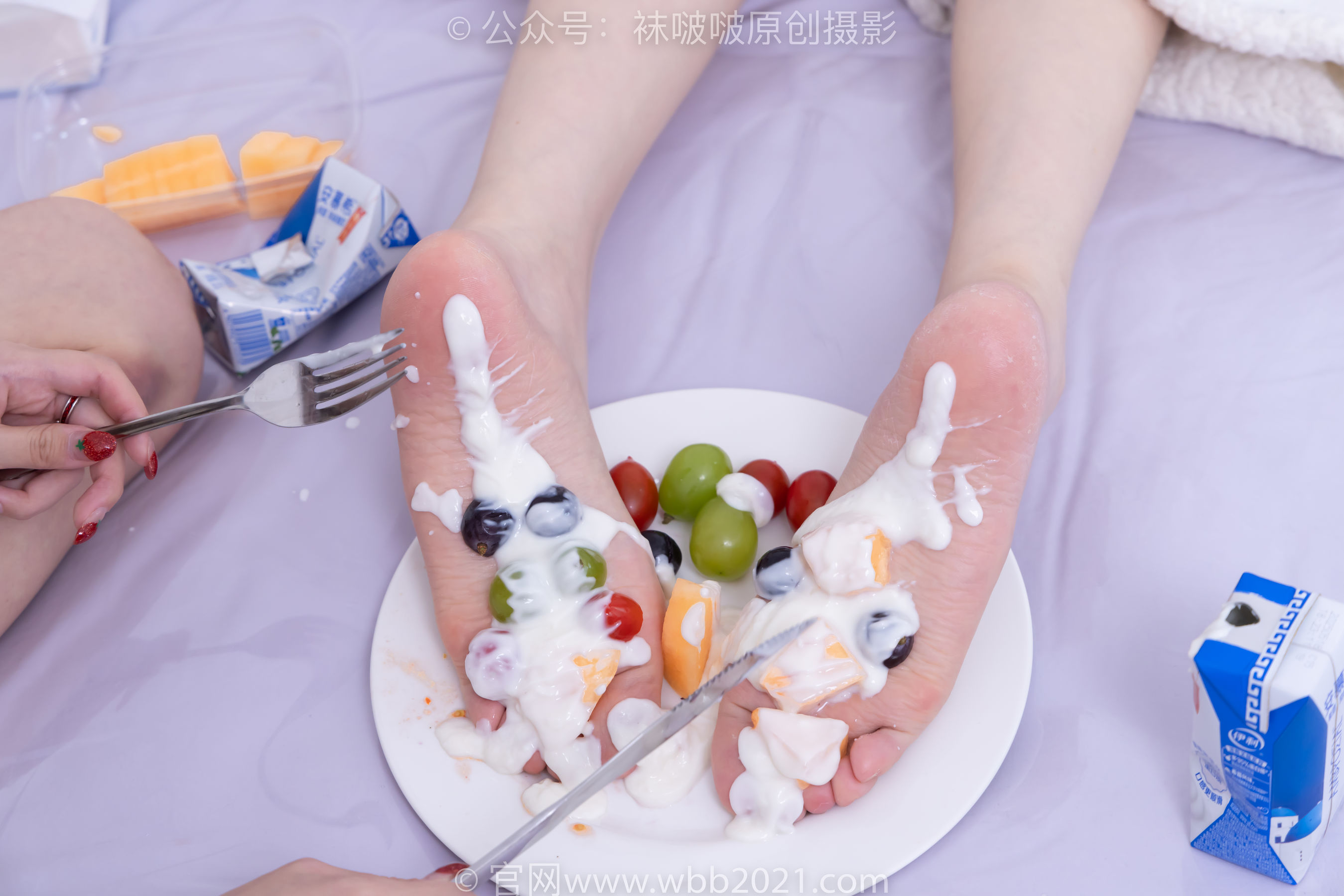 BoBoSocks袜啵啵 No.563 小甜豆&甜甜圈 - 高跟鞋、油亮白丝、裸足/(215P)