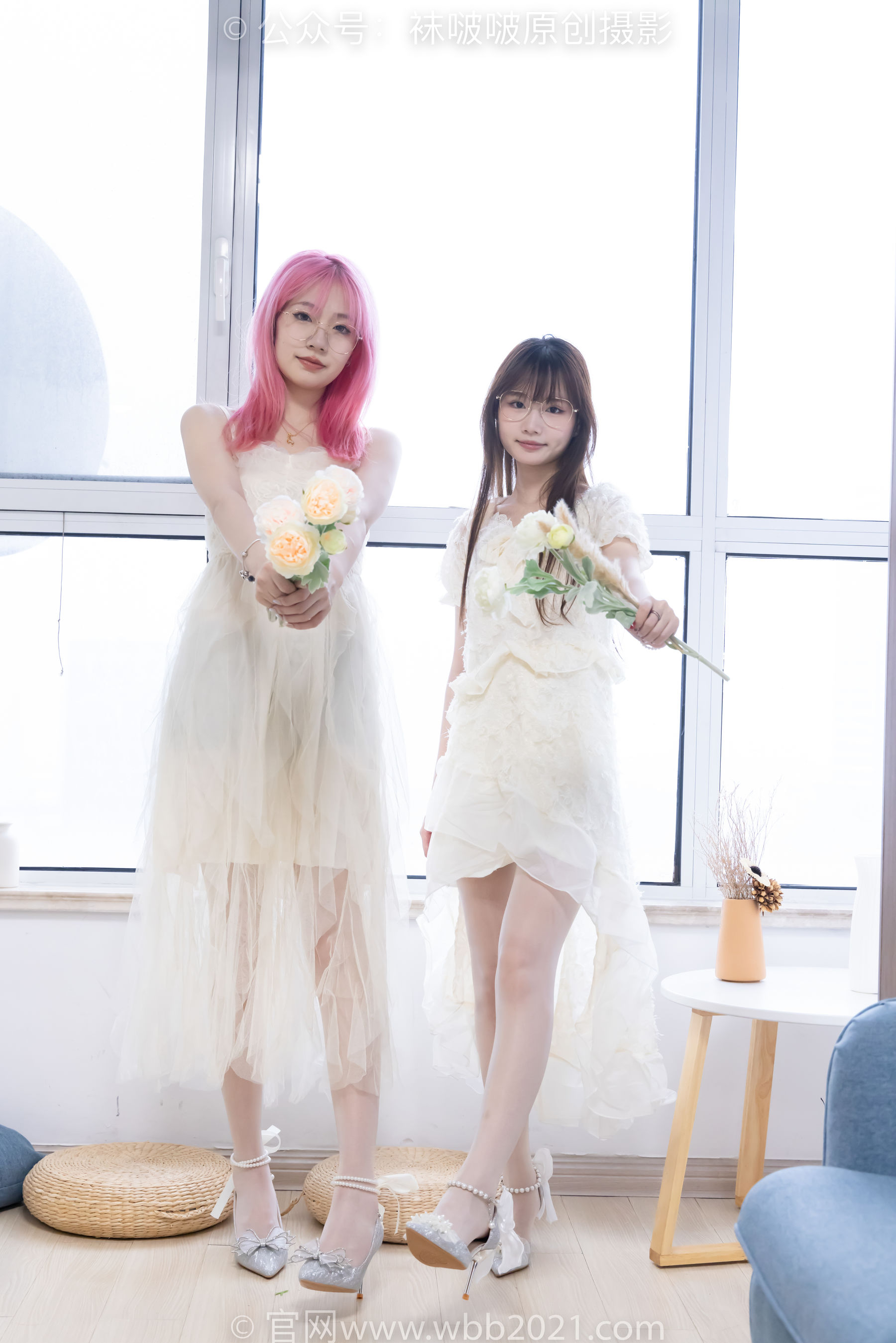 BoBoSocks袜啵啵 No.563 小甜豆&甜甜圈 - 高跟鞋、油亮白丝、裸足/(215P)