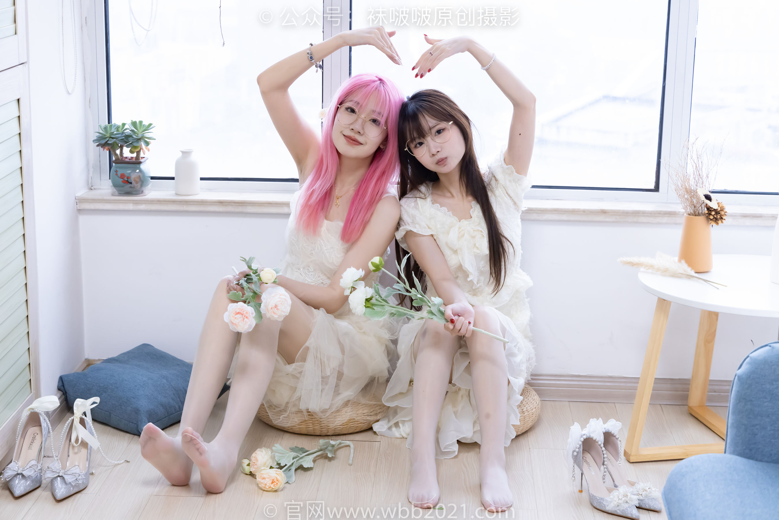 BoBoSocks袜啵啵 No.563 小甜豆&甜甜圈 - 高跟鞋、油亮白丝、裸足/(215P)