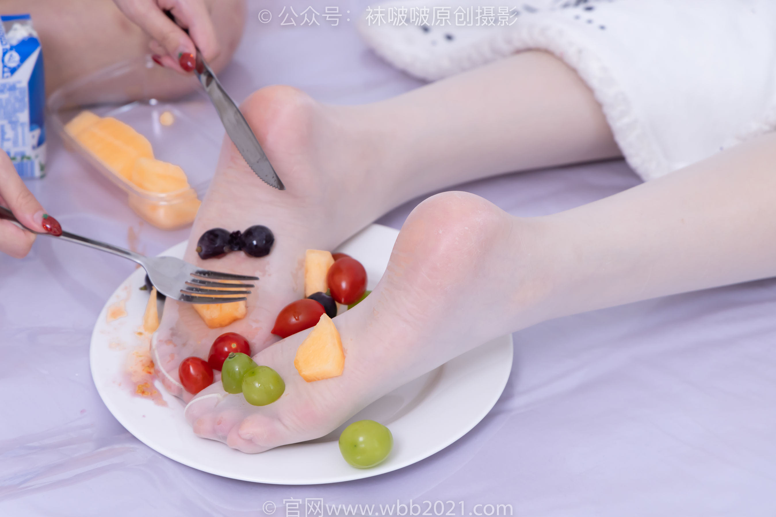 BoBoSocks袜啵啵 No.563 小甜豆&甜甜圈 - 高跟鞋、油亮白丝、裸足/(215P)