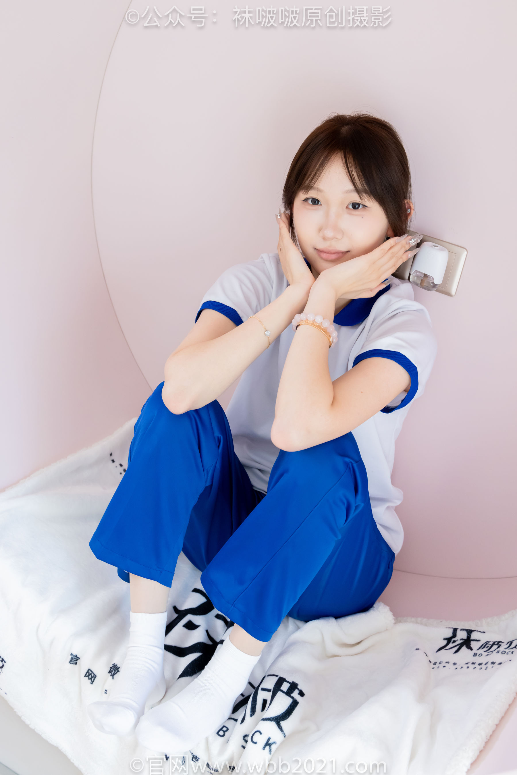 BoBoSocks袜啵啵 No.569 香菜 - 校服、板鞋、白棉袜、薄肉丝/(157P)