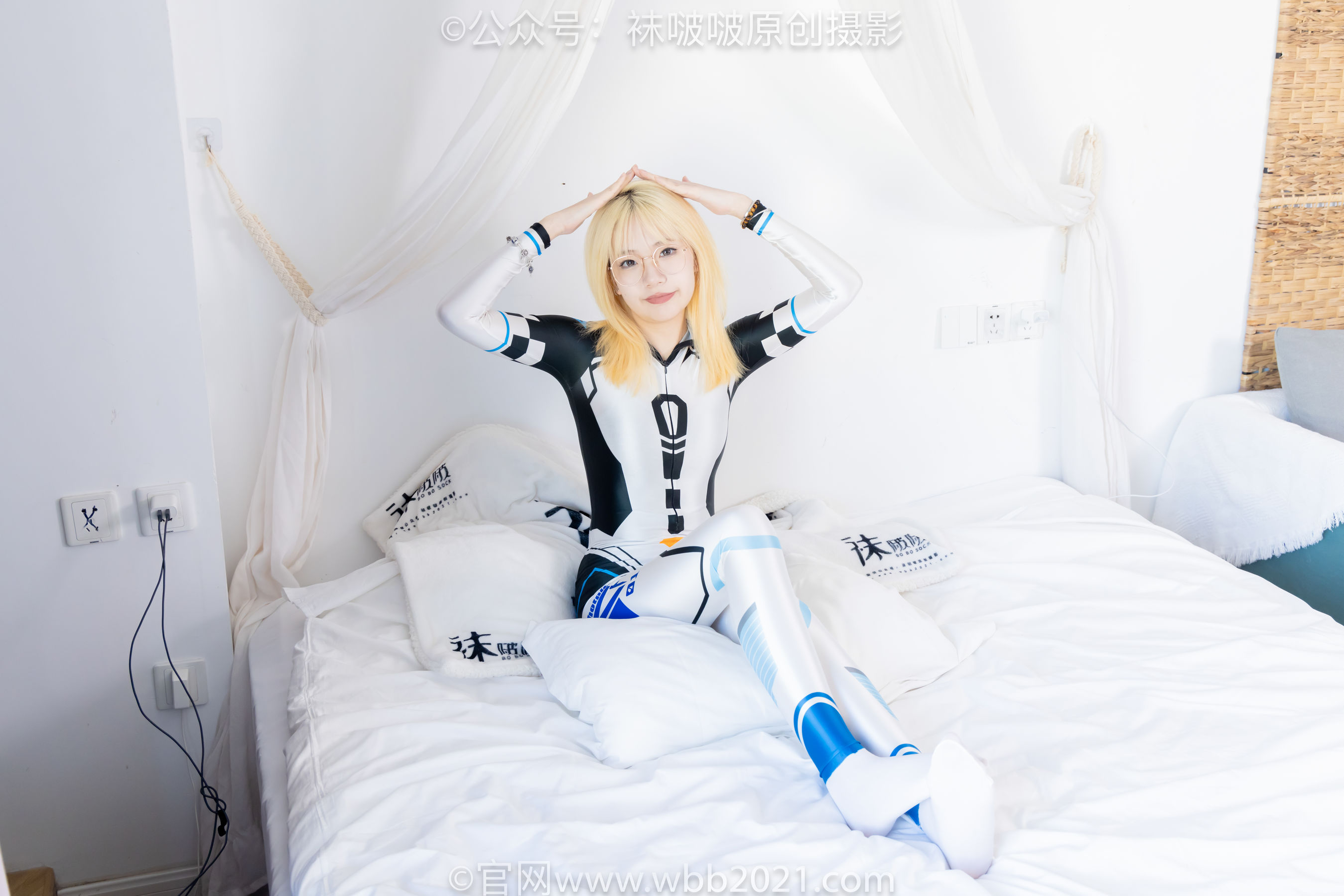 BoBoSocks袜啵啵 No.568 小甜豆 - 连体服、高跟鞋、厚白丝/(148P)