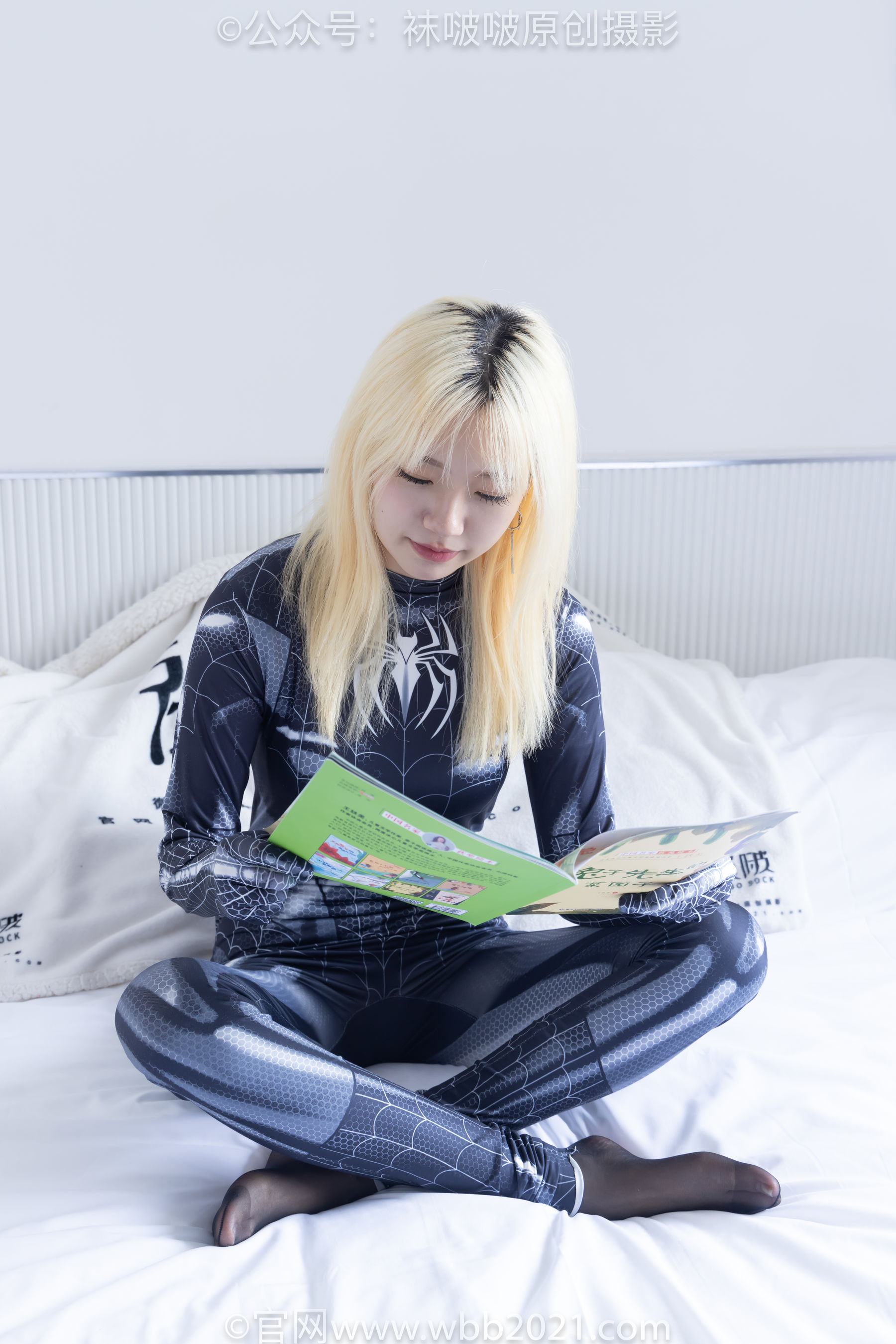 BoBoSocks袜啵啵 No.572 小甜豆 - 连体服、长靴、薄黑丝/(181P)