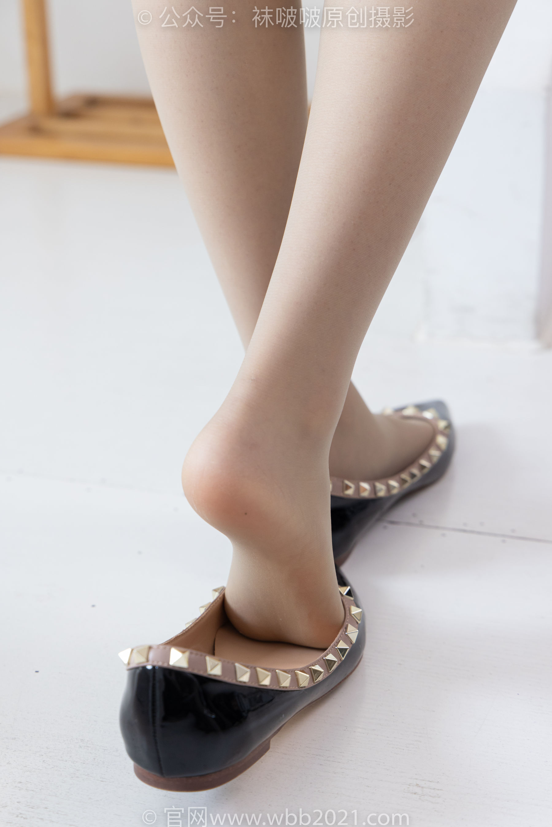 BoBoSocks袜啵啵 No.575 香菜 - 平底鞋、薄灰丝、银行制服/(176P)