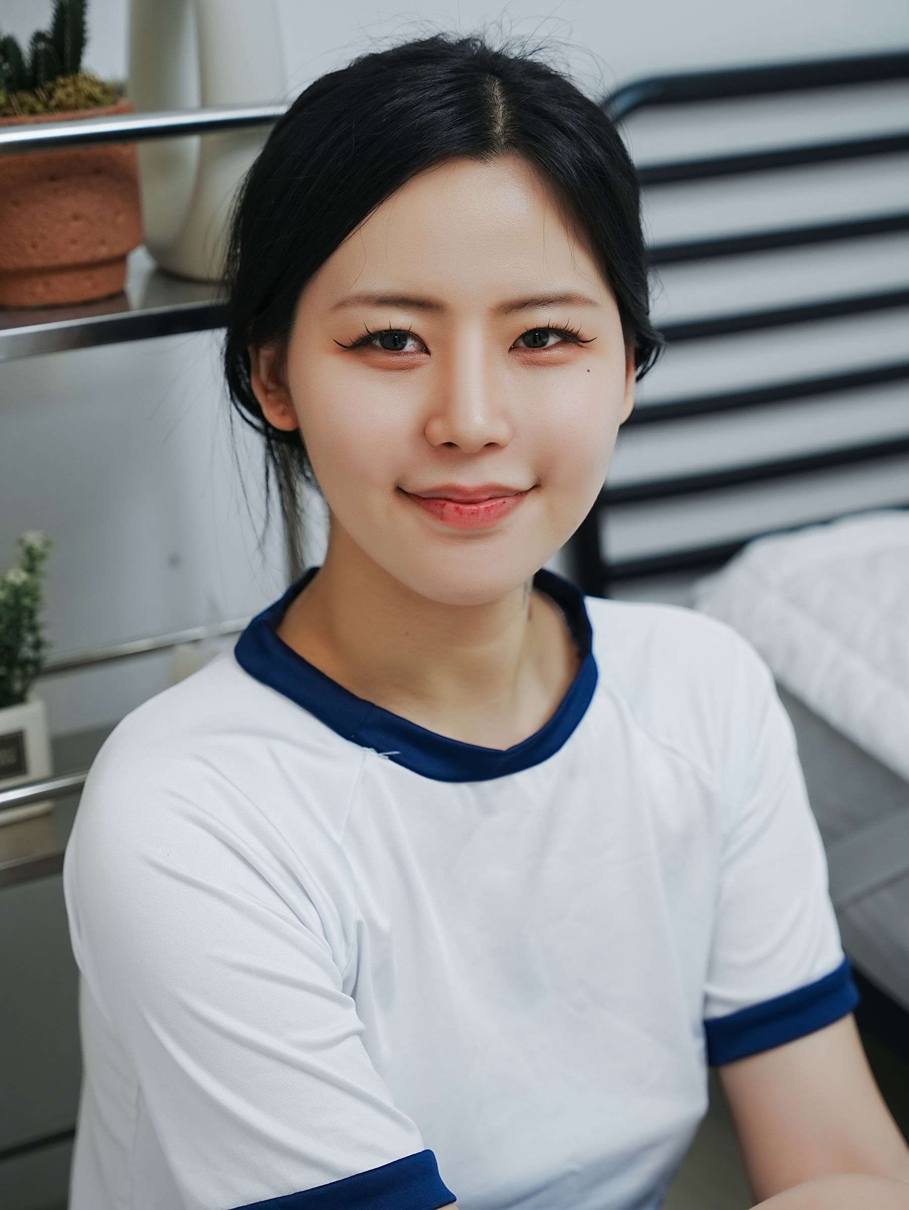 Choi Ri - Vol.01 Bloomers/(72P)