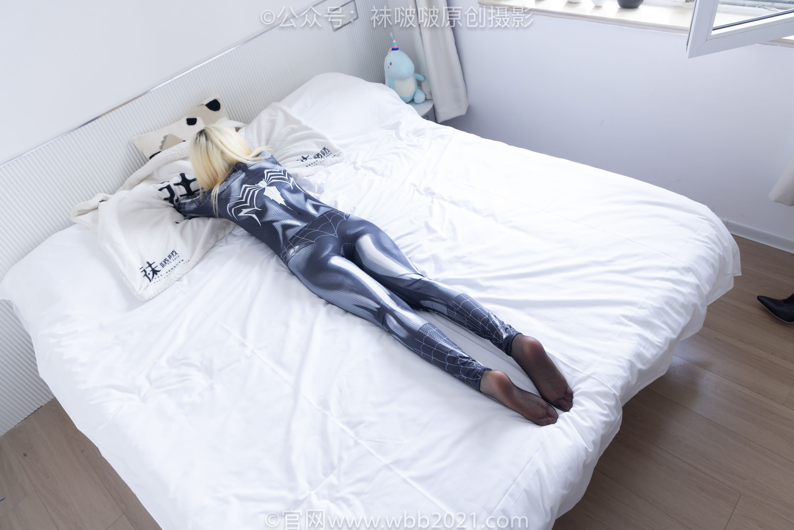 BoBoSocks袜啵啵 No.572 小甜豆 - 连体服、长靴、薄黑丝/(181P)