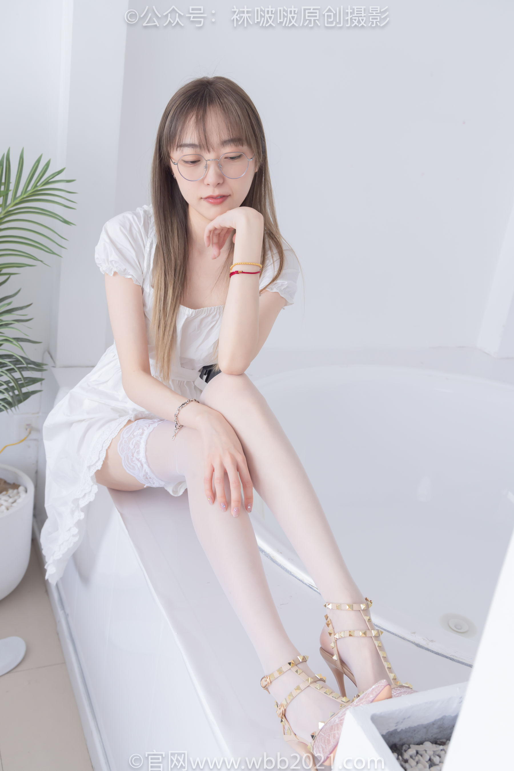 BoBoSocks袜啵啵 No.571 稚予 - 高跟鞋、薄肉丝、大腿薄白丝/(140P)