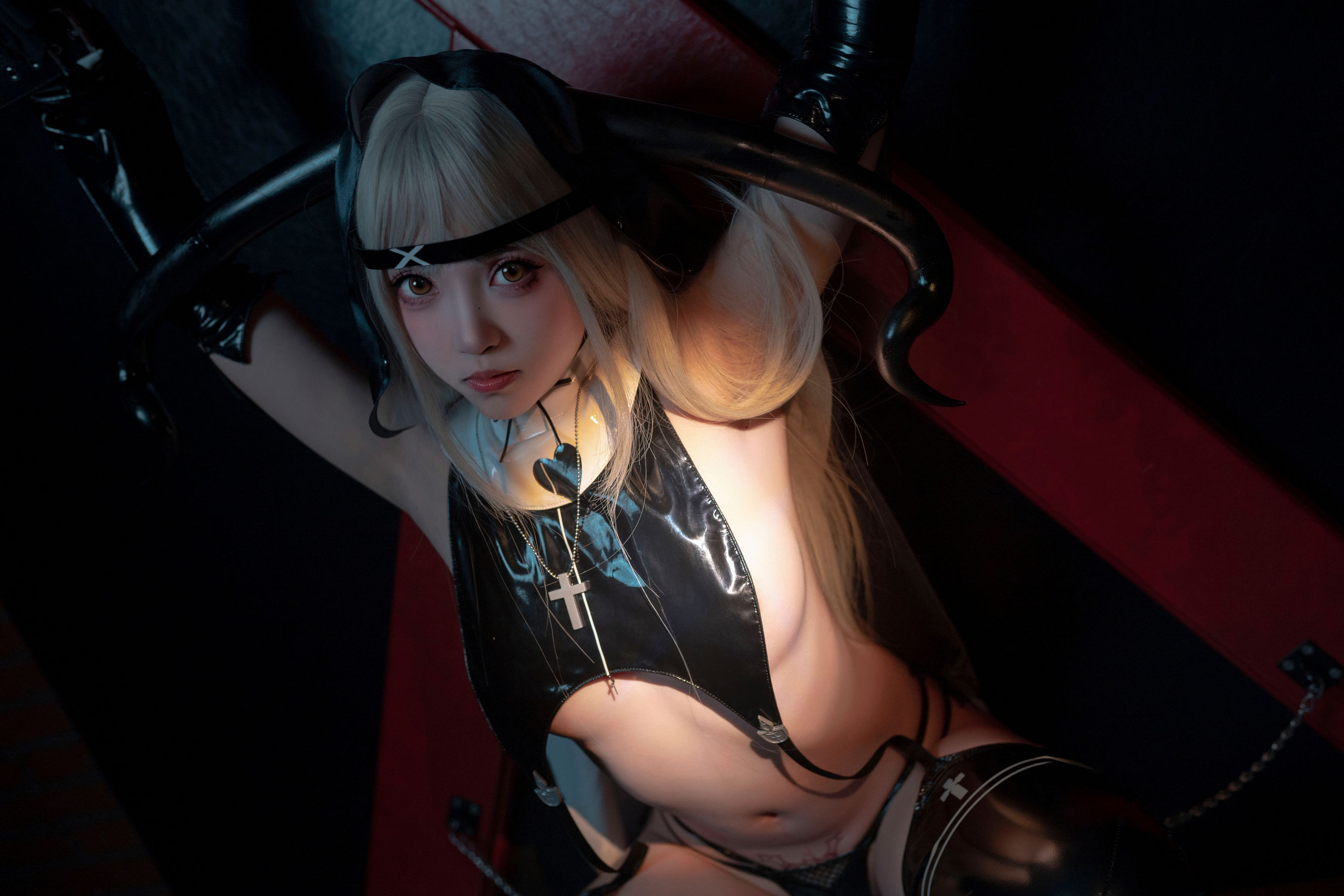 Bangni邦尼 - 修女/(97P)