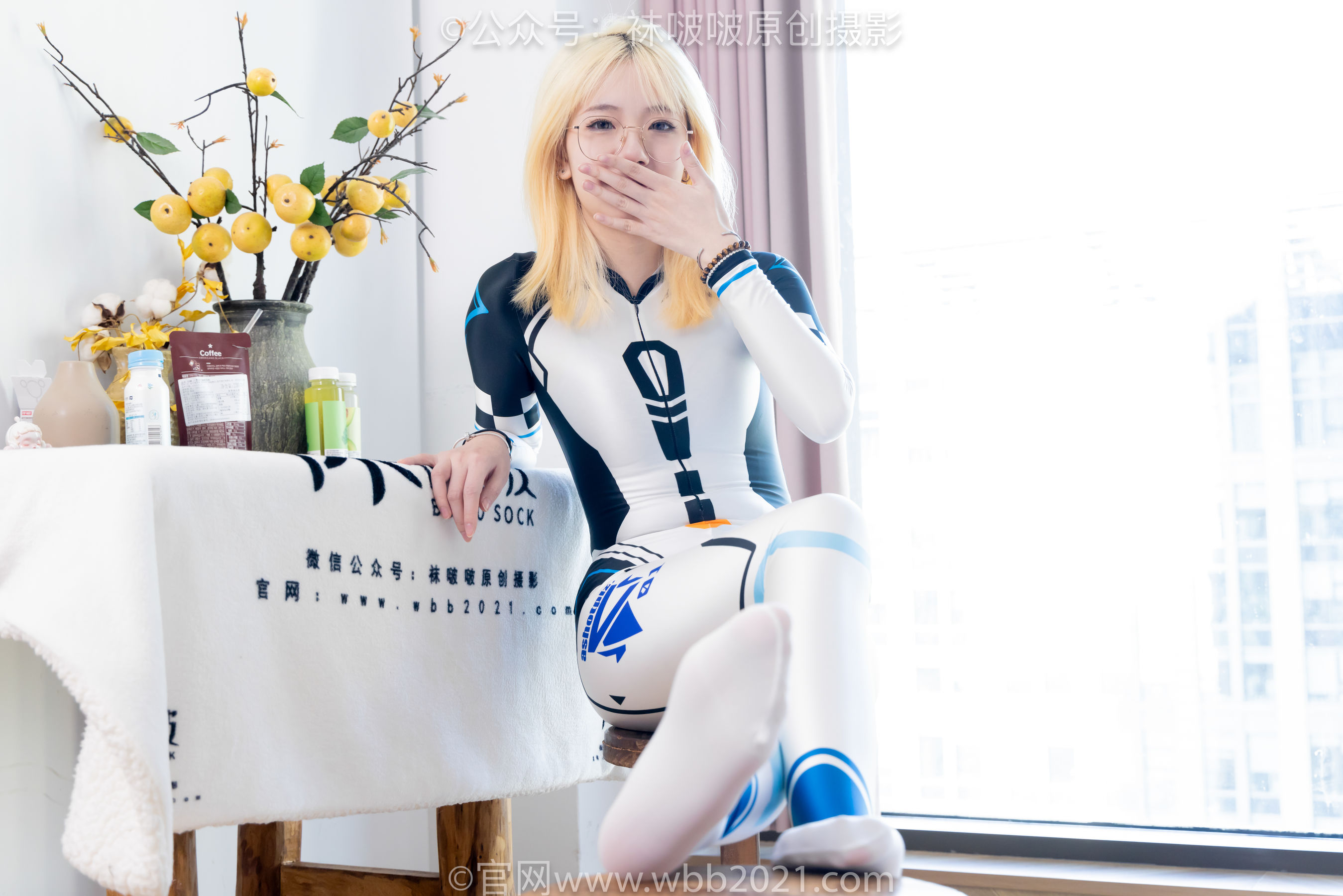 BoBoSocks袜啵啵 No.568 小甜豆 - 连体服、高跟鞋、厚白丝/(148P)