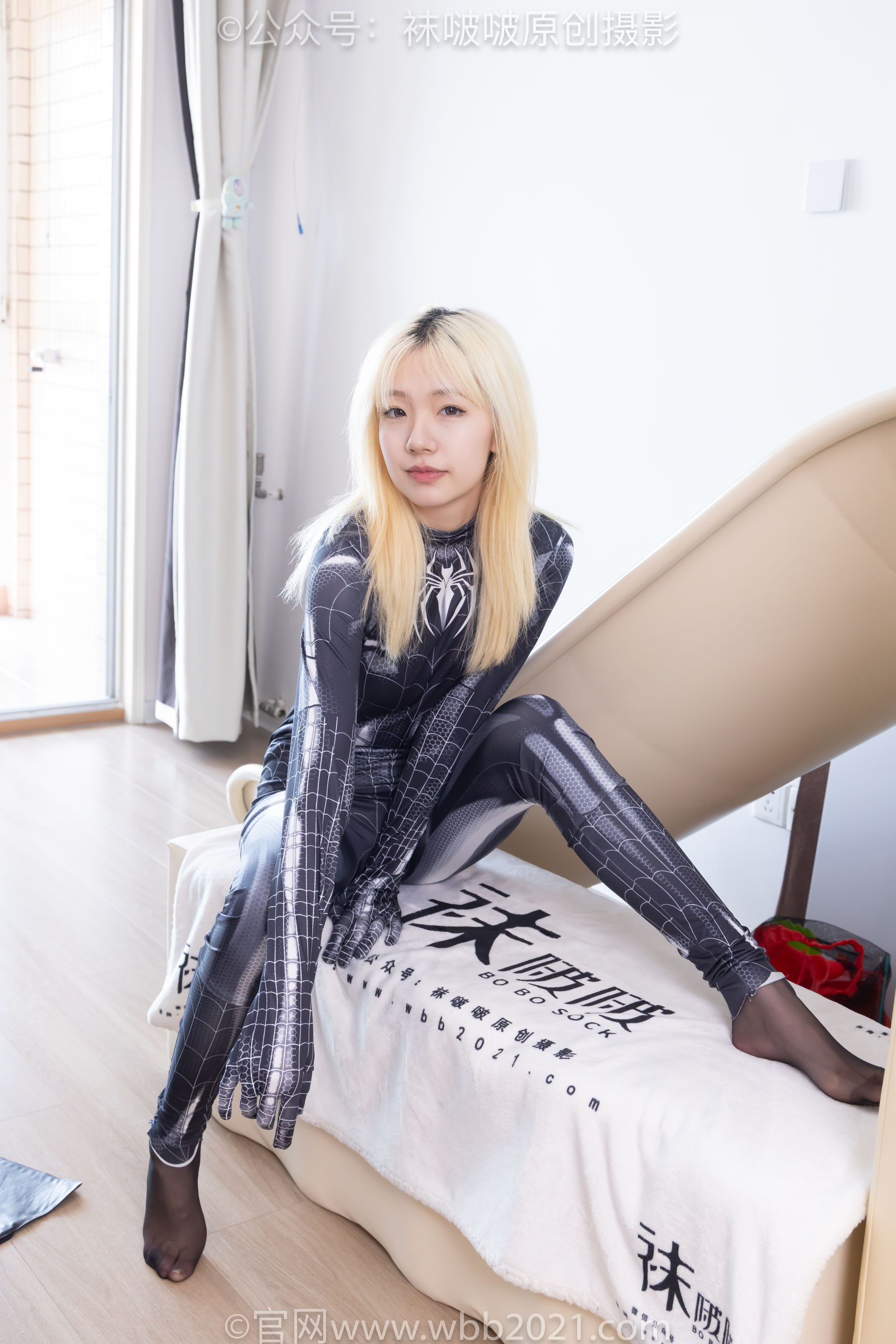 BoBoSocks袜啵啵 No.572 小甜豆 - 连体服、长靴、薄黑丝/(181P)