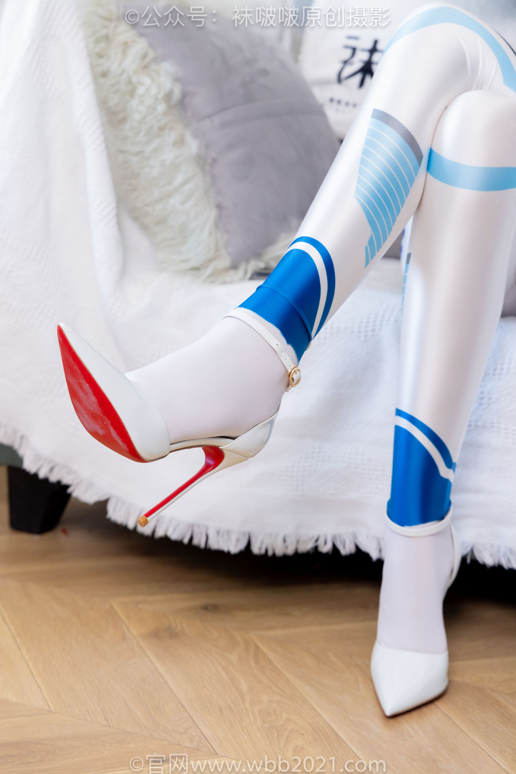 BoBoSocks袜啵啵 No.568 小甜豆 - 连体服、高跟鞋、厚白丝/(148P)